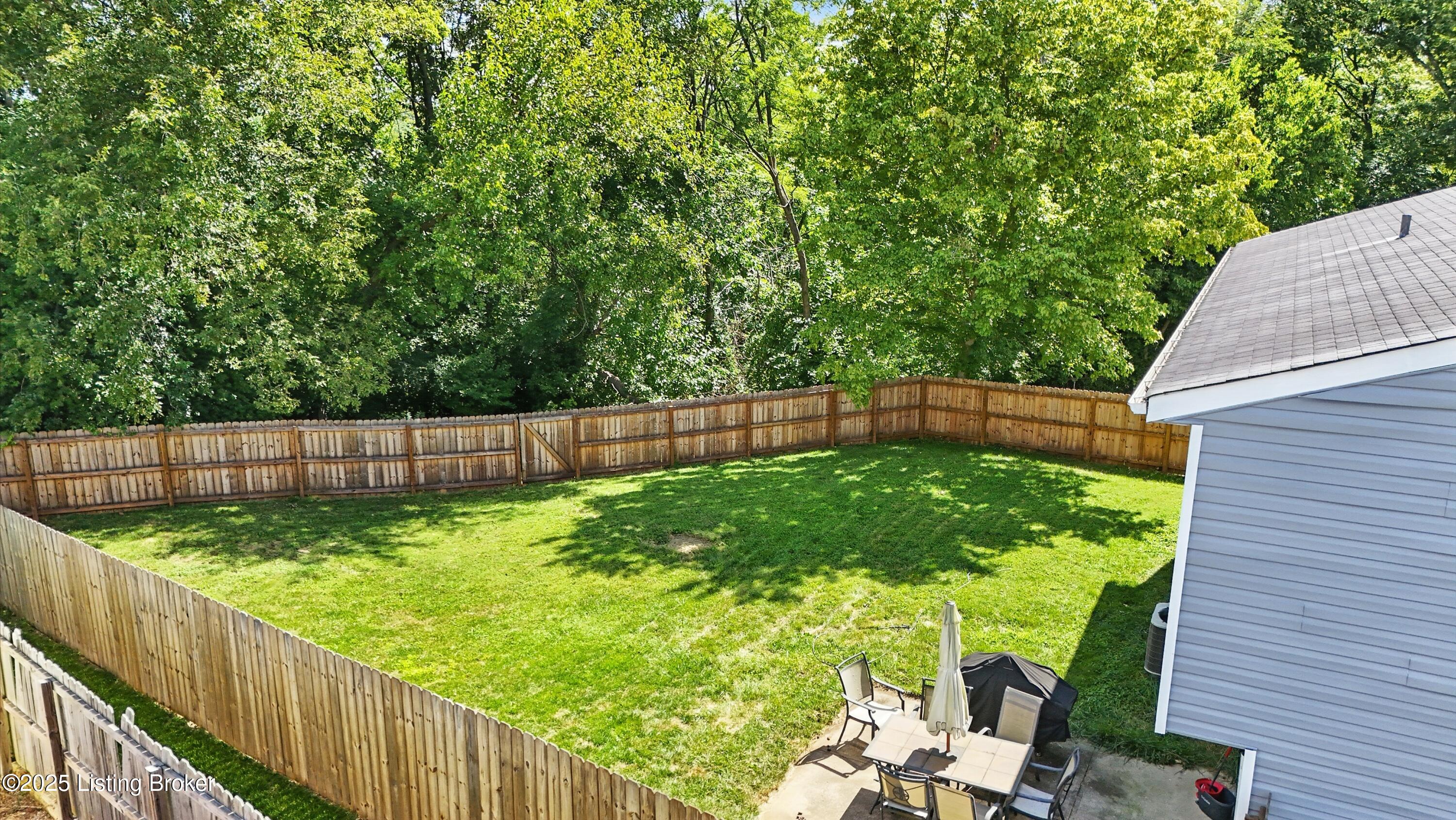 7503 Foxtail Pl