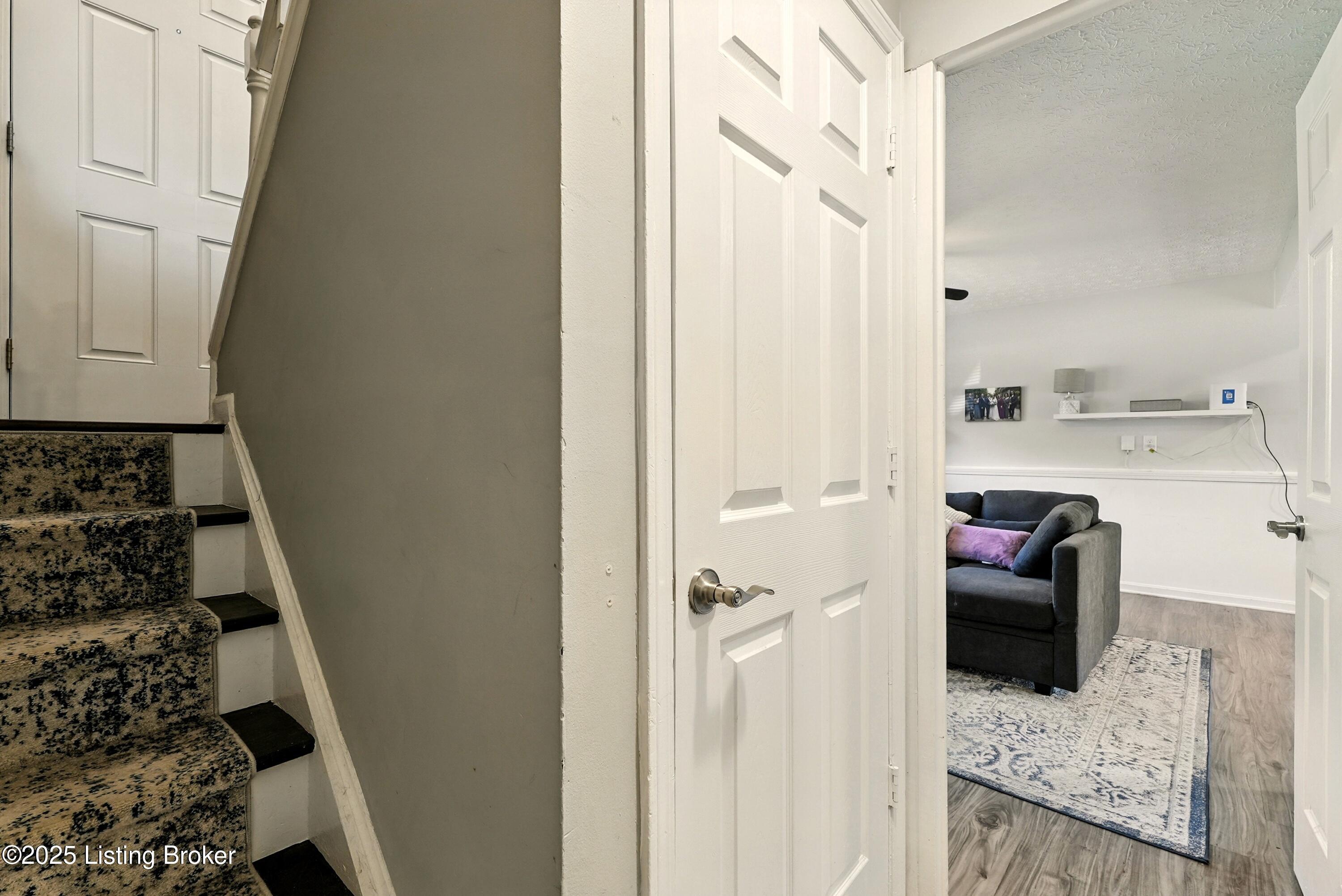7503 Foxtail Pl