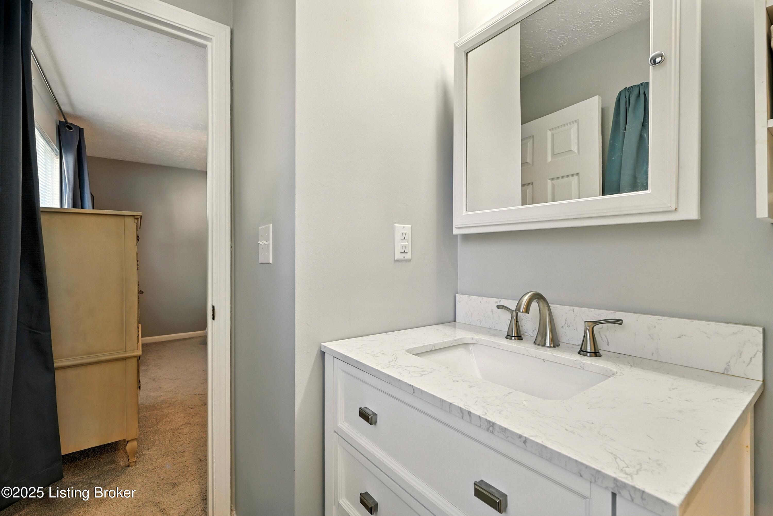 7503 Foxtail Pl