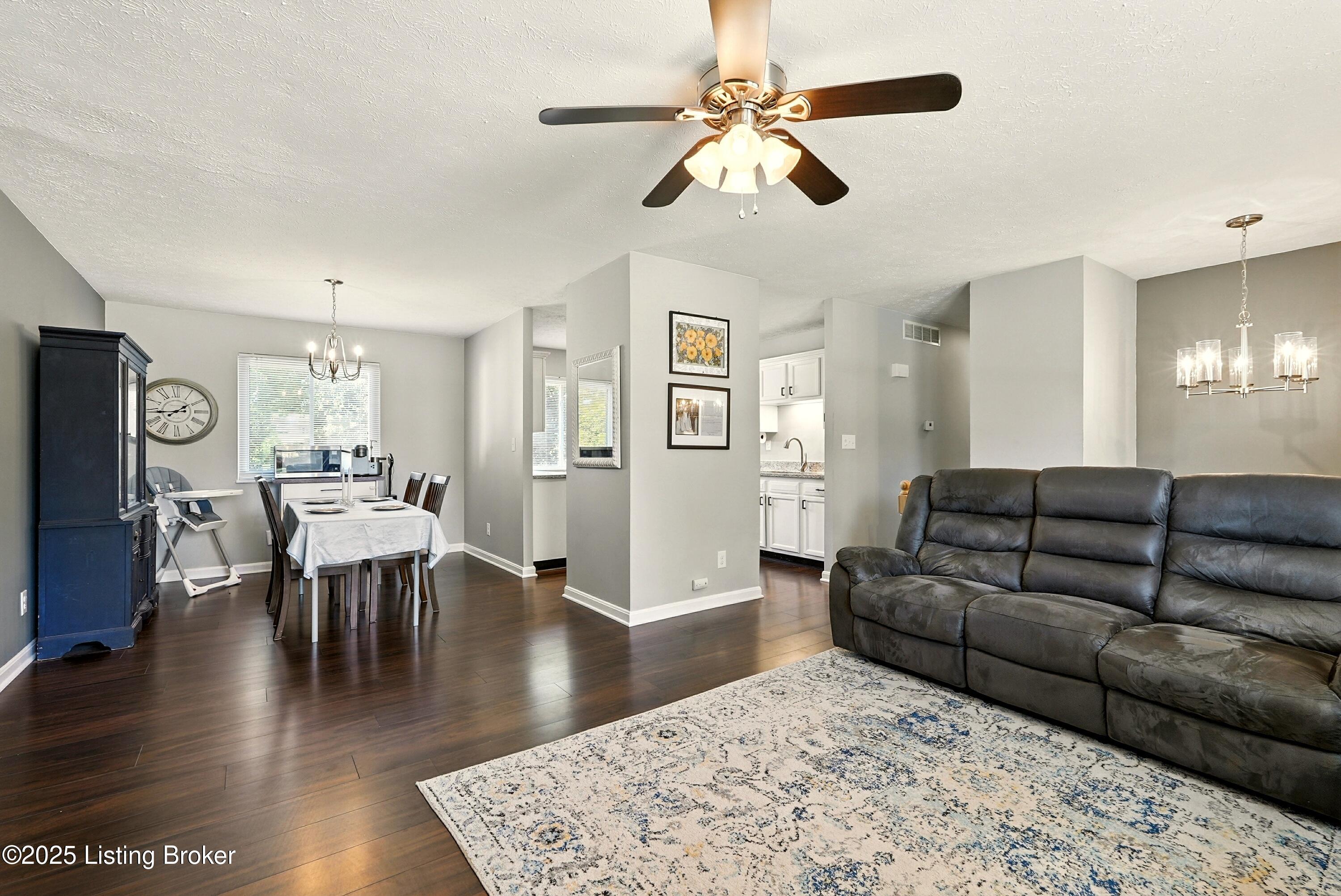 7503 Foxtail Pl