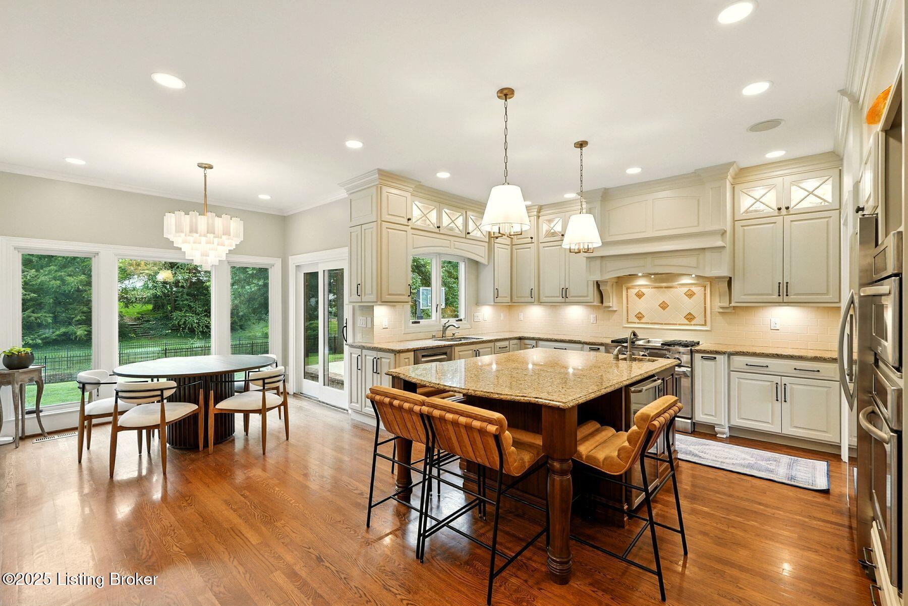 3523 Winterberry Cir, Louisville