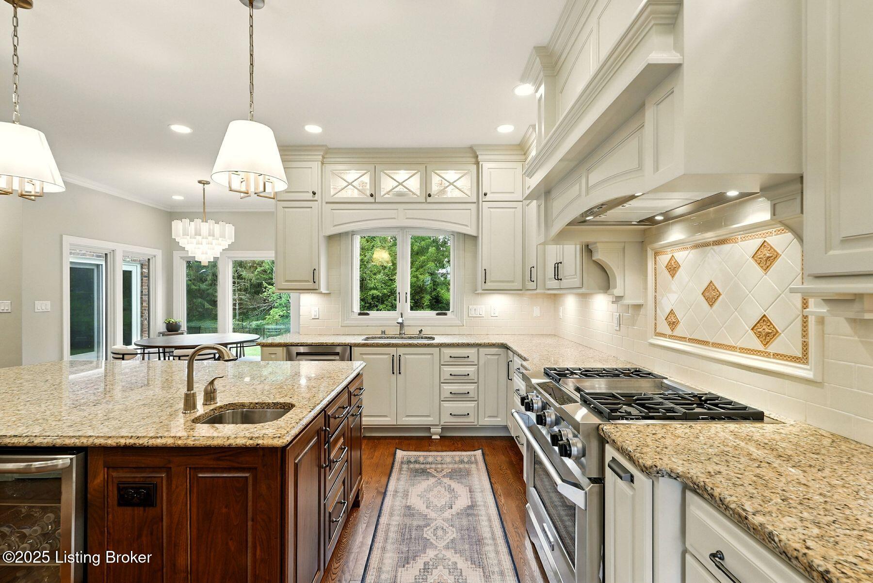 3523 Winterberry Cir, Louisville