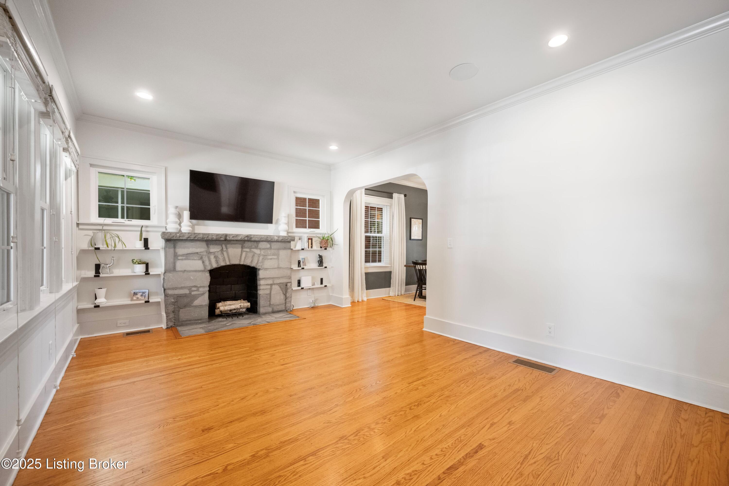 1816 Rutherford Ave