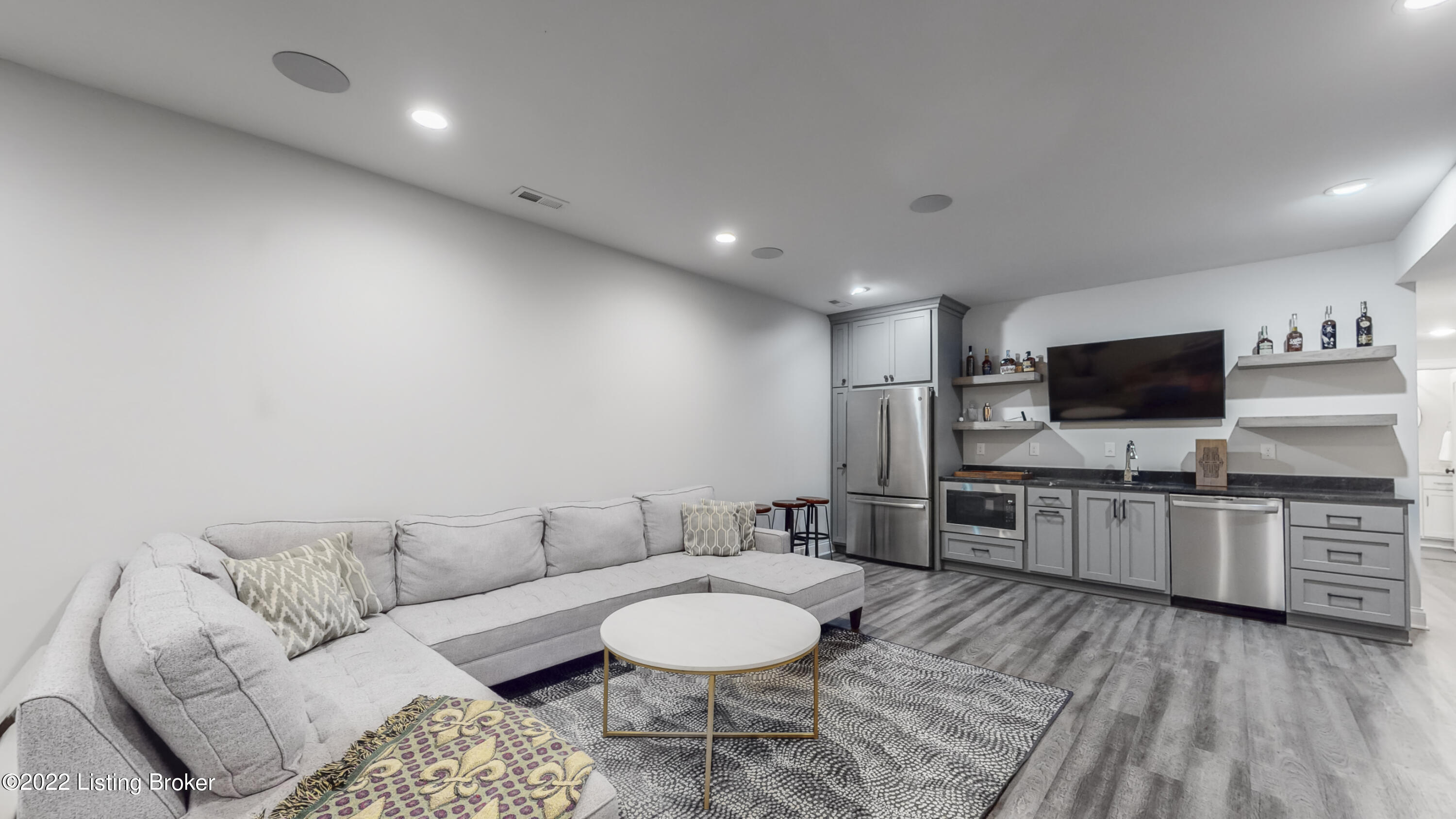 309 Kirkwood Glen Cir