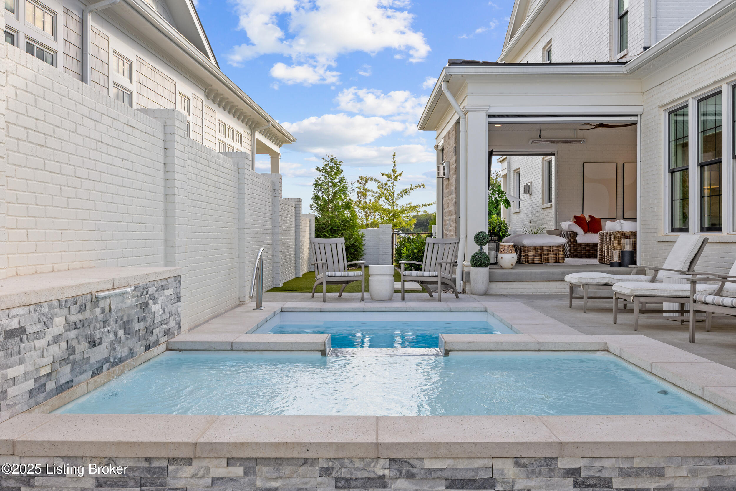 11608 River Beauty Loop