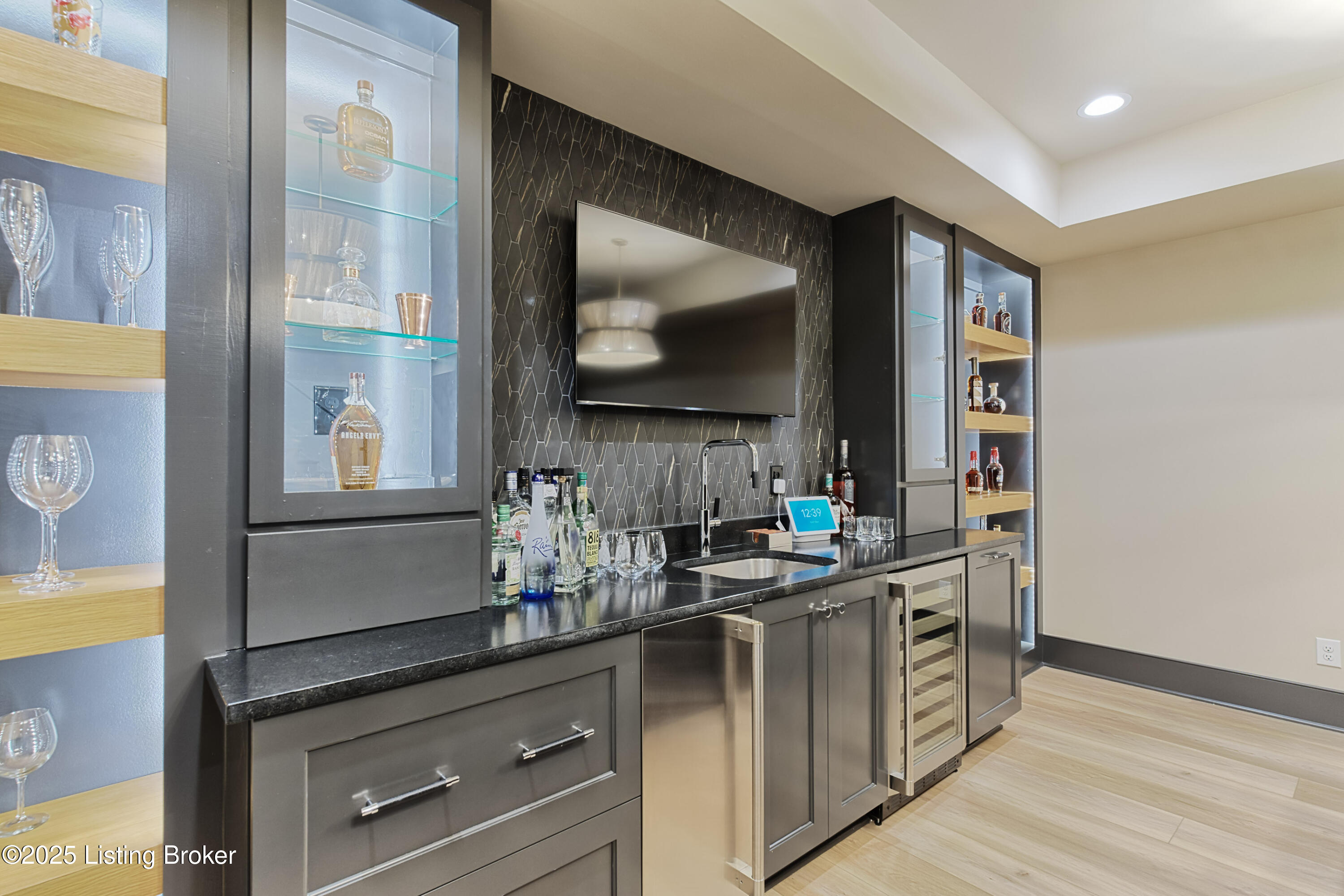 11608 River Beauty Loop