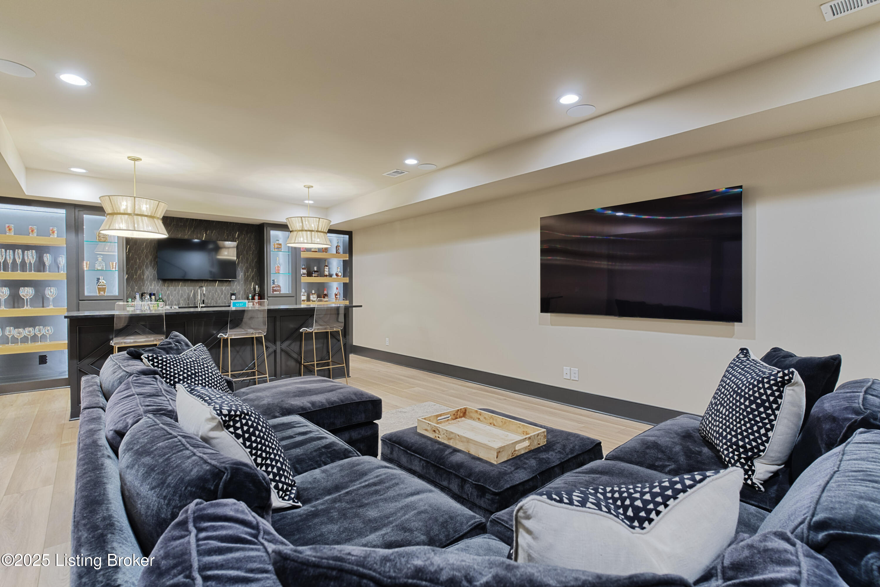 11608 River Beauty Loop