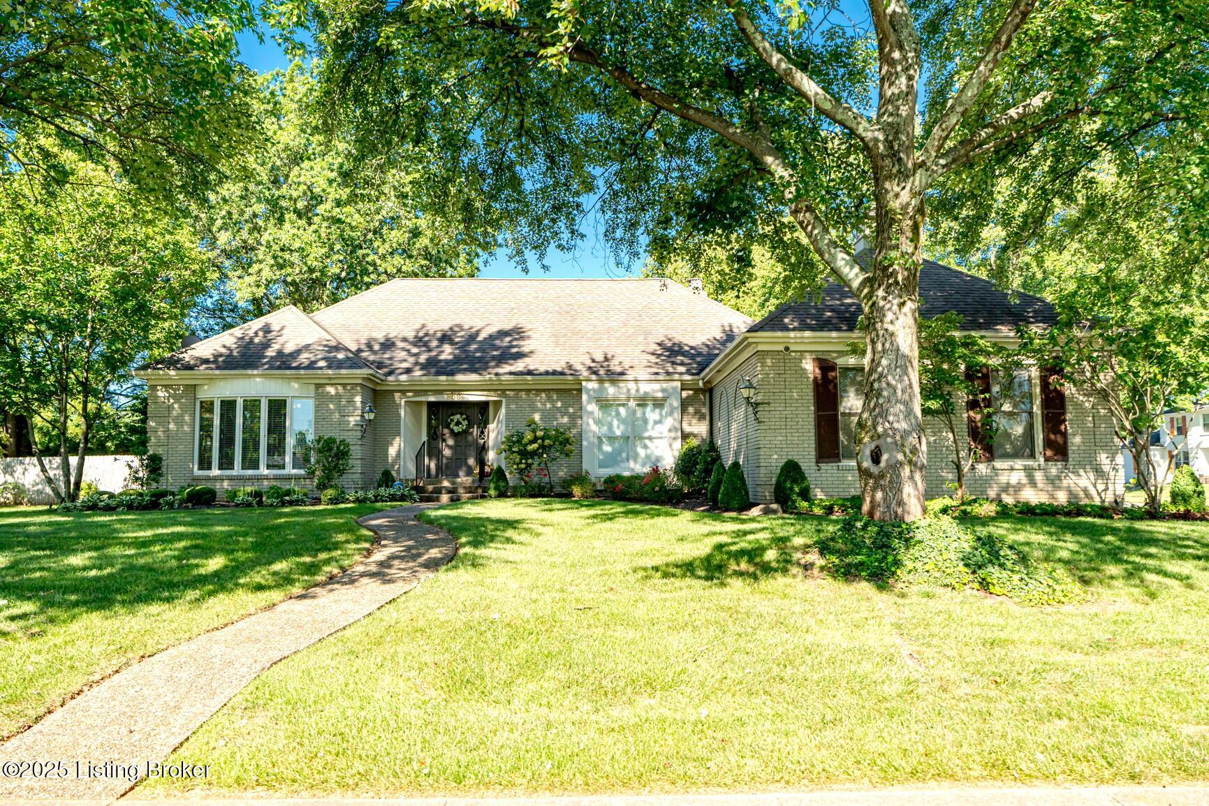 806 Nottingham Pkwy