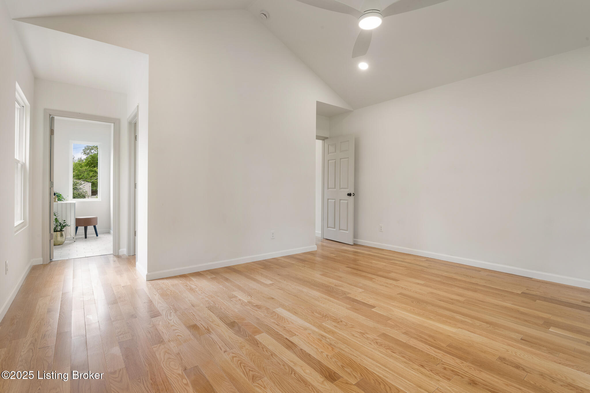 2720 Hillside Terrace