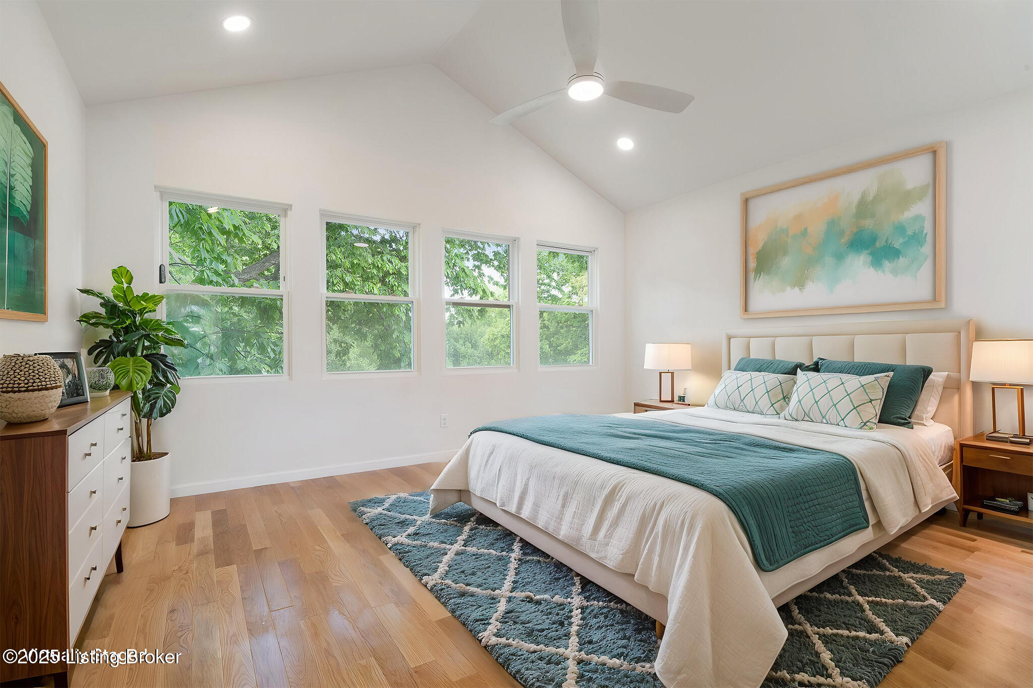 2720 Hillside Terrace