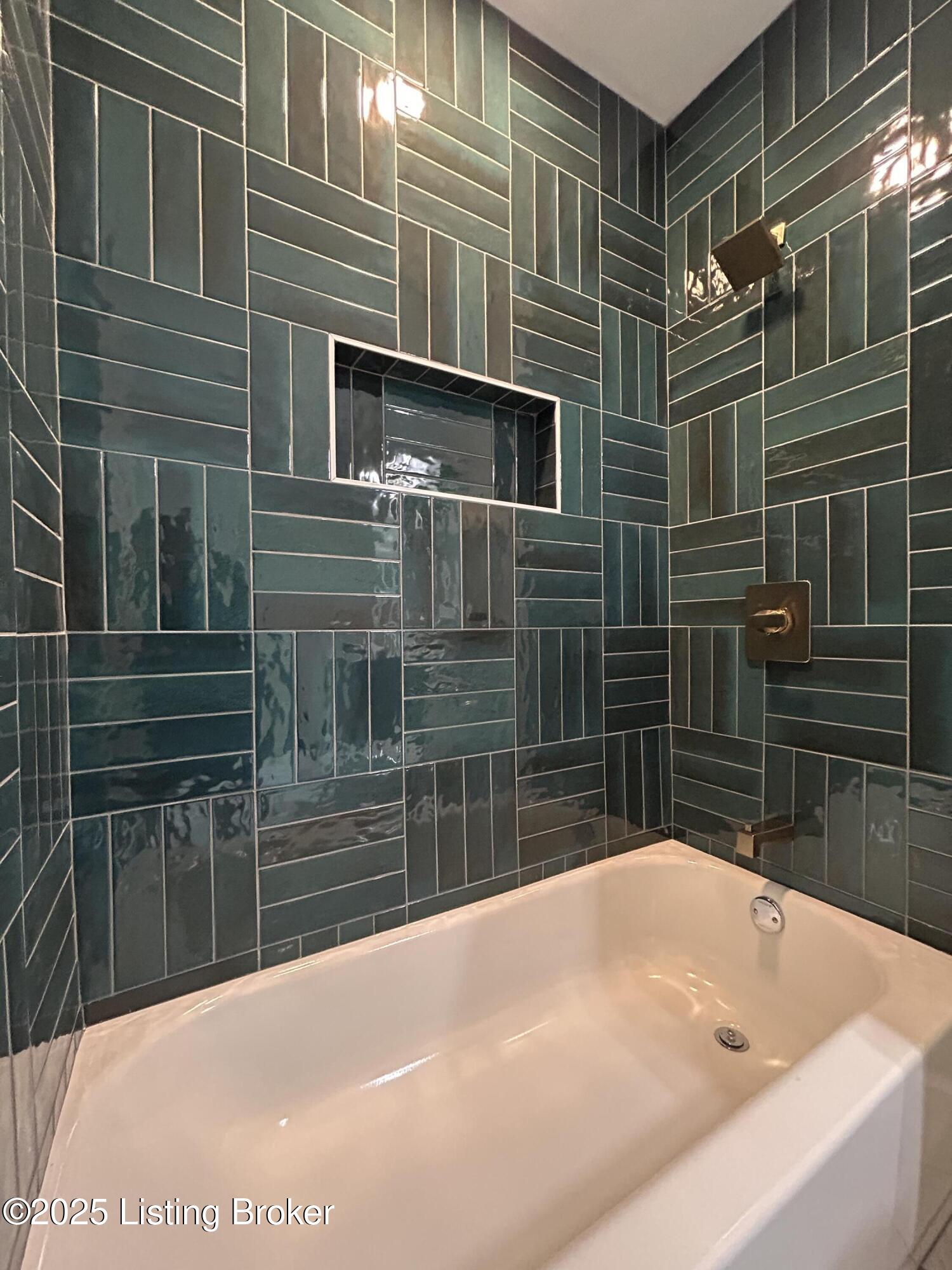 2720 Hillside Terrace