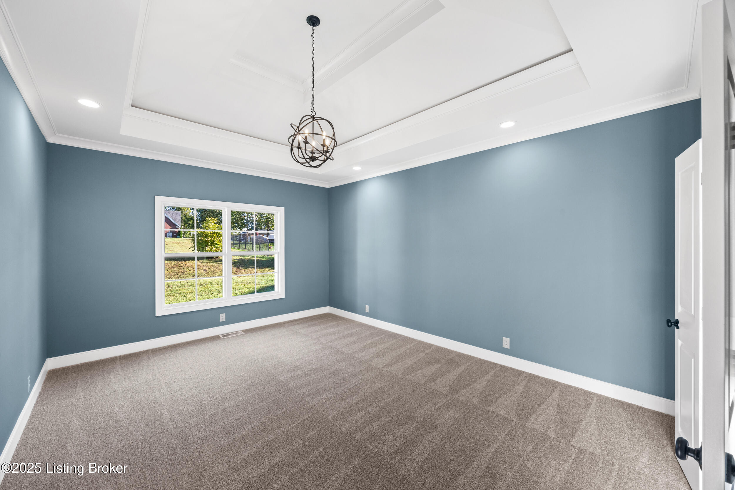 1630 Harmony Pointe Cir