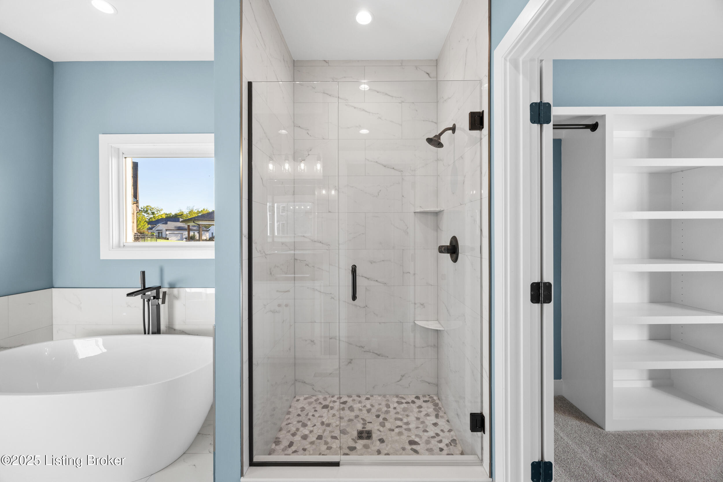 1630 Harmony Pointe Cir