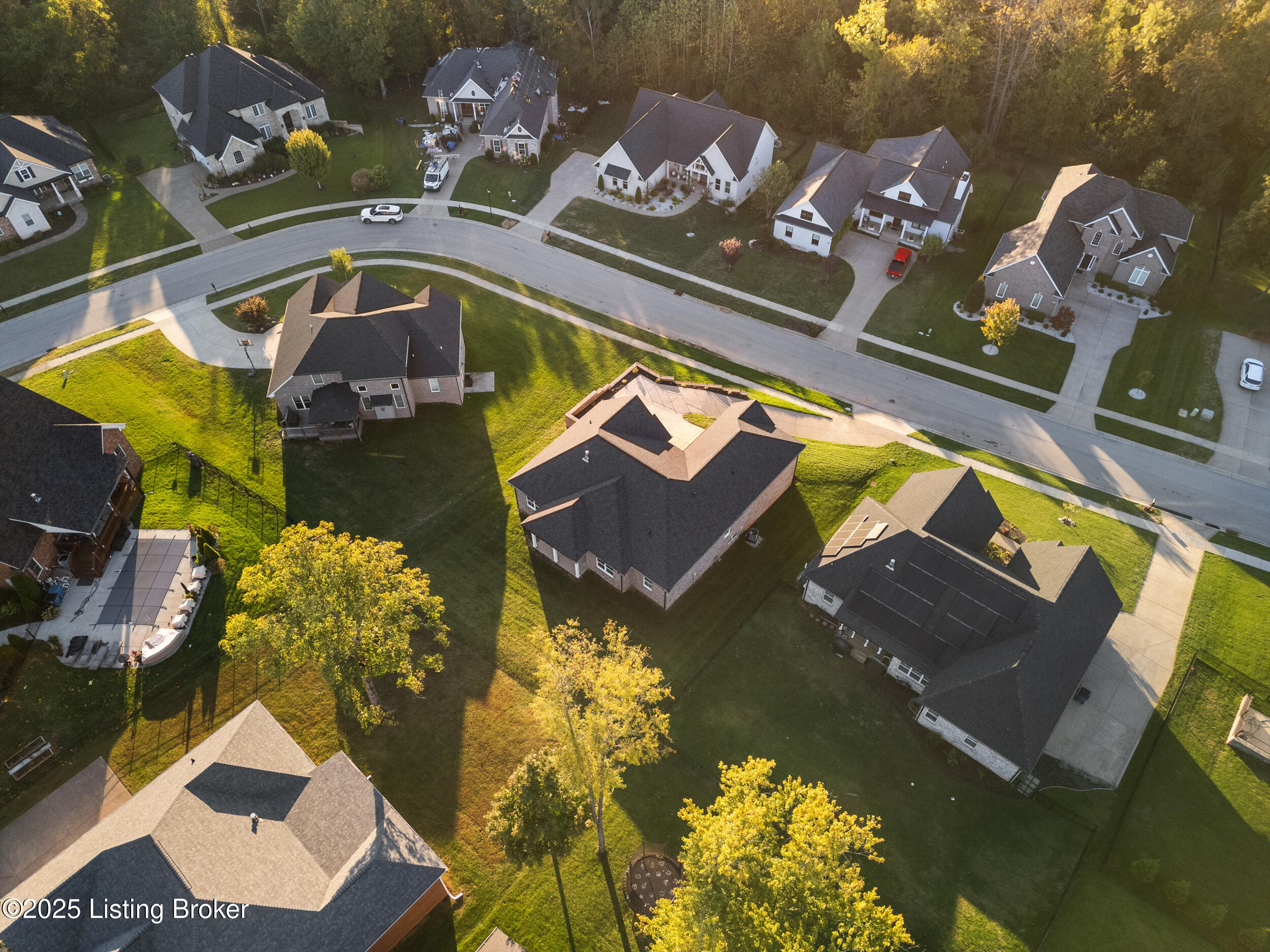 1630 Harmony Pointe Cir