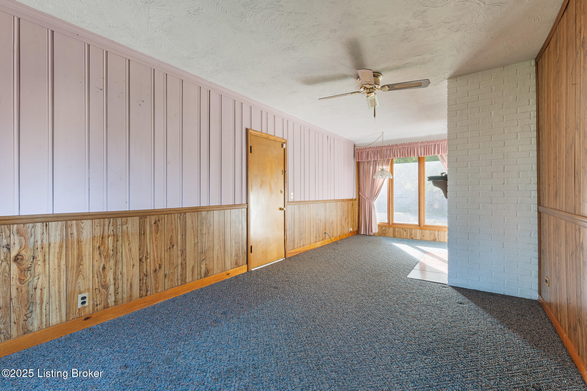 2800 Sharon Way
