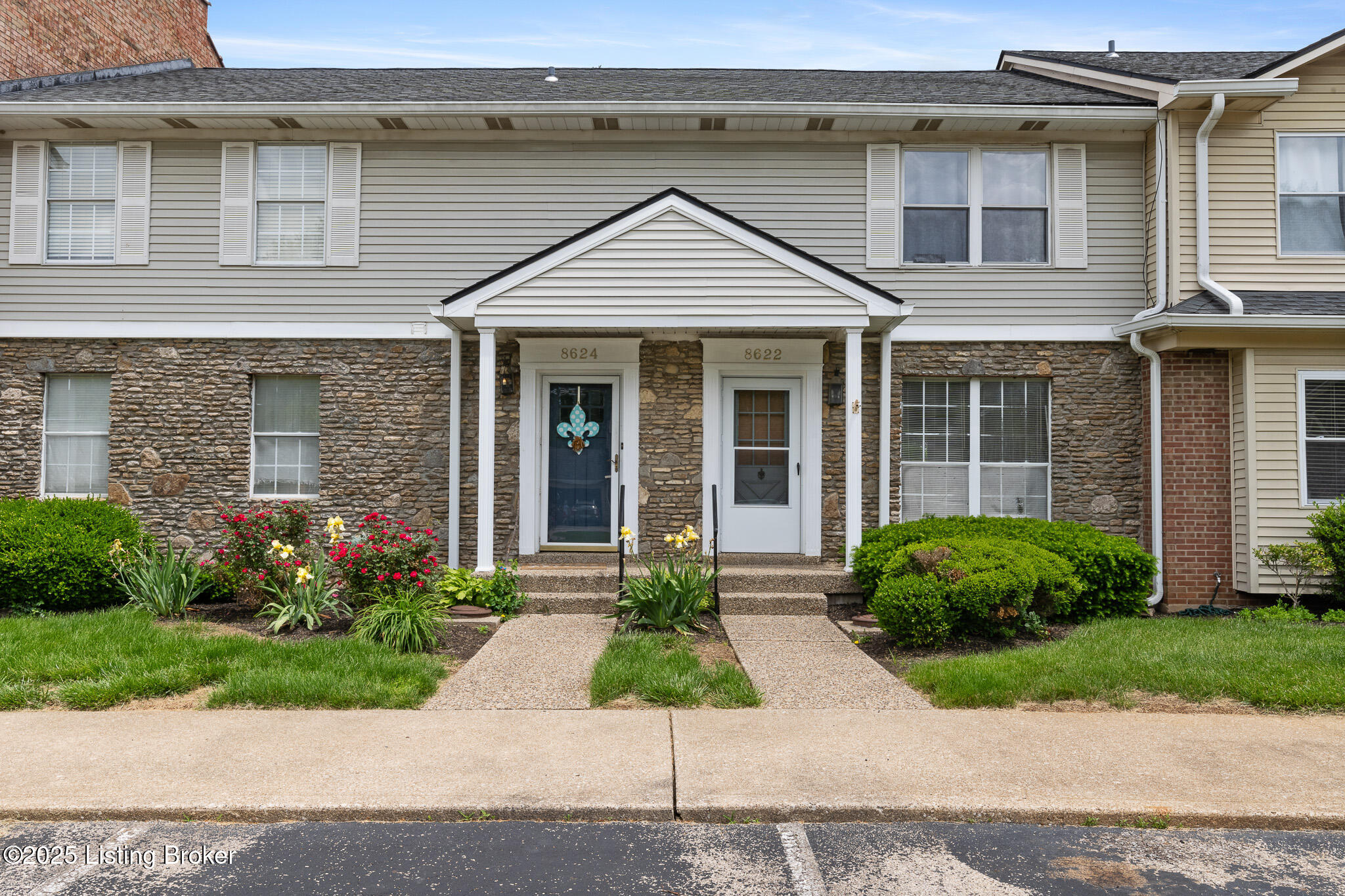 8622 Locust Ct