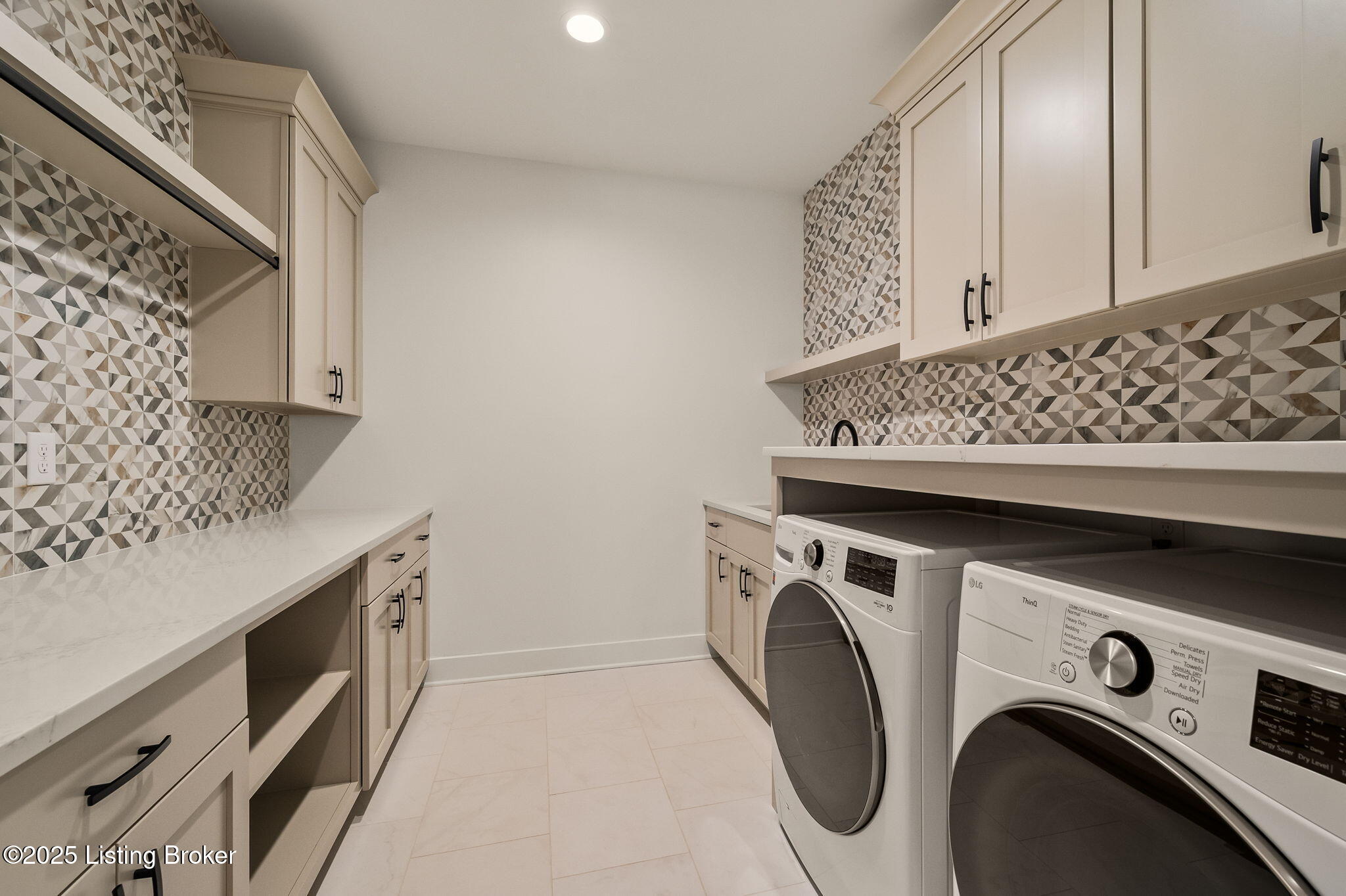 11414 River Beauty Loop, Prospect