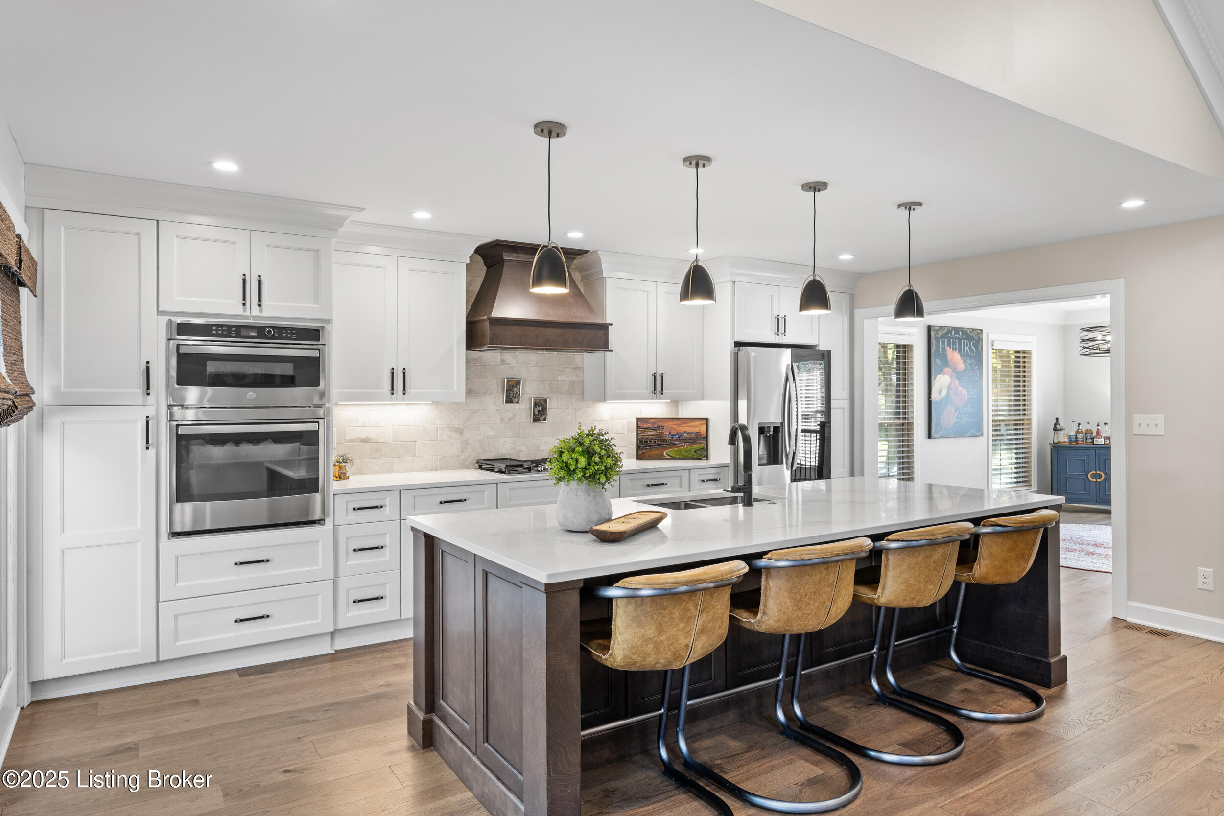 1027 Garden Creek Cir, Louisville