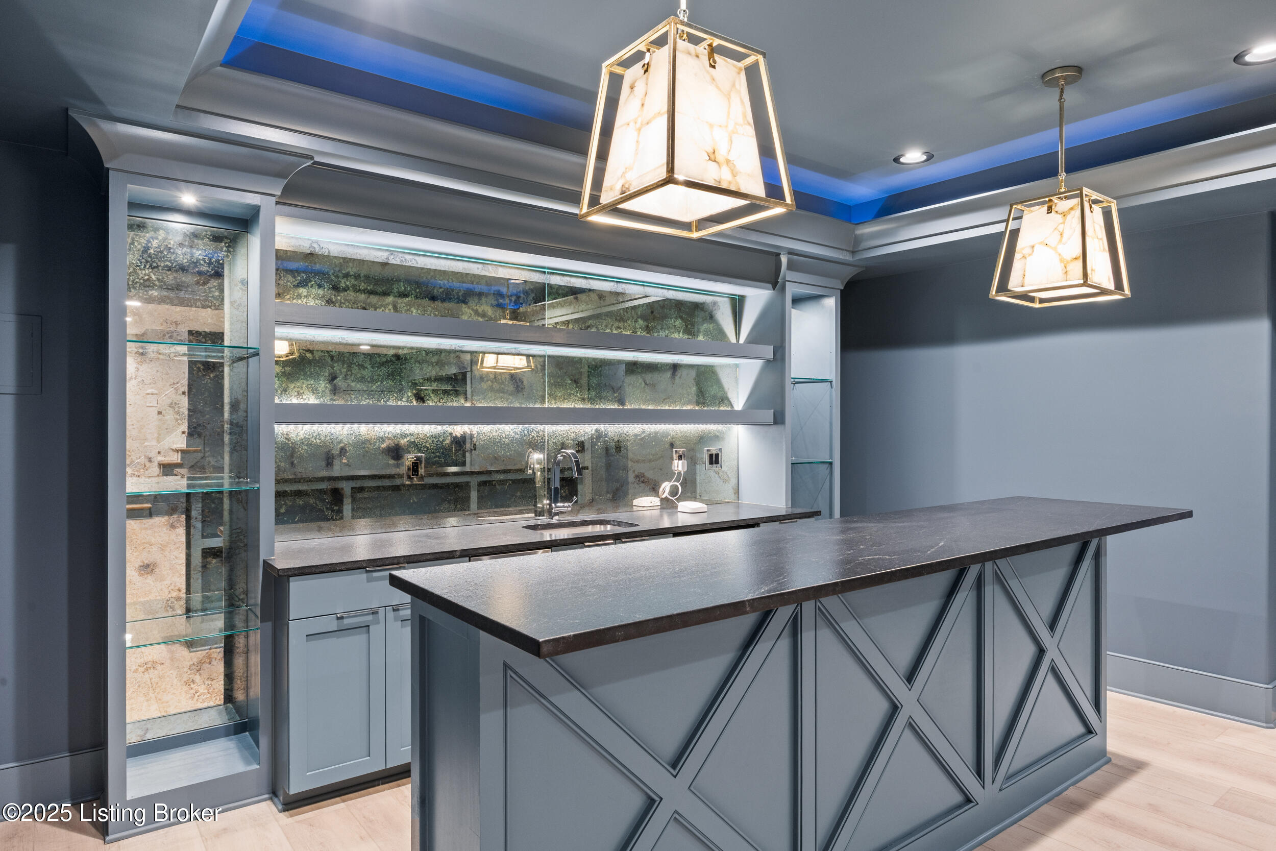 11018 Monkshood Dr, Prospect