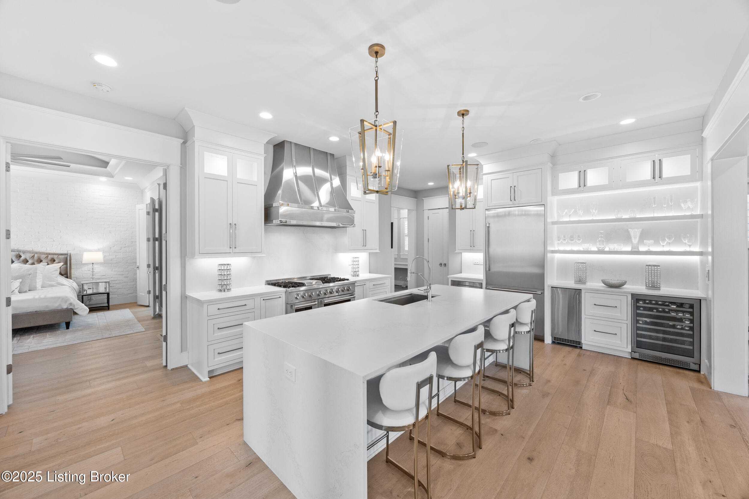 11018 Monkshood Dr, Prospect