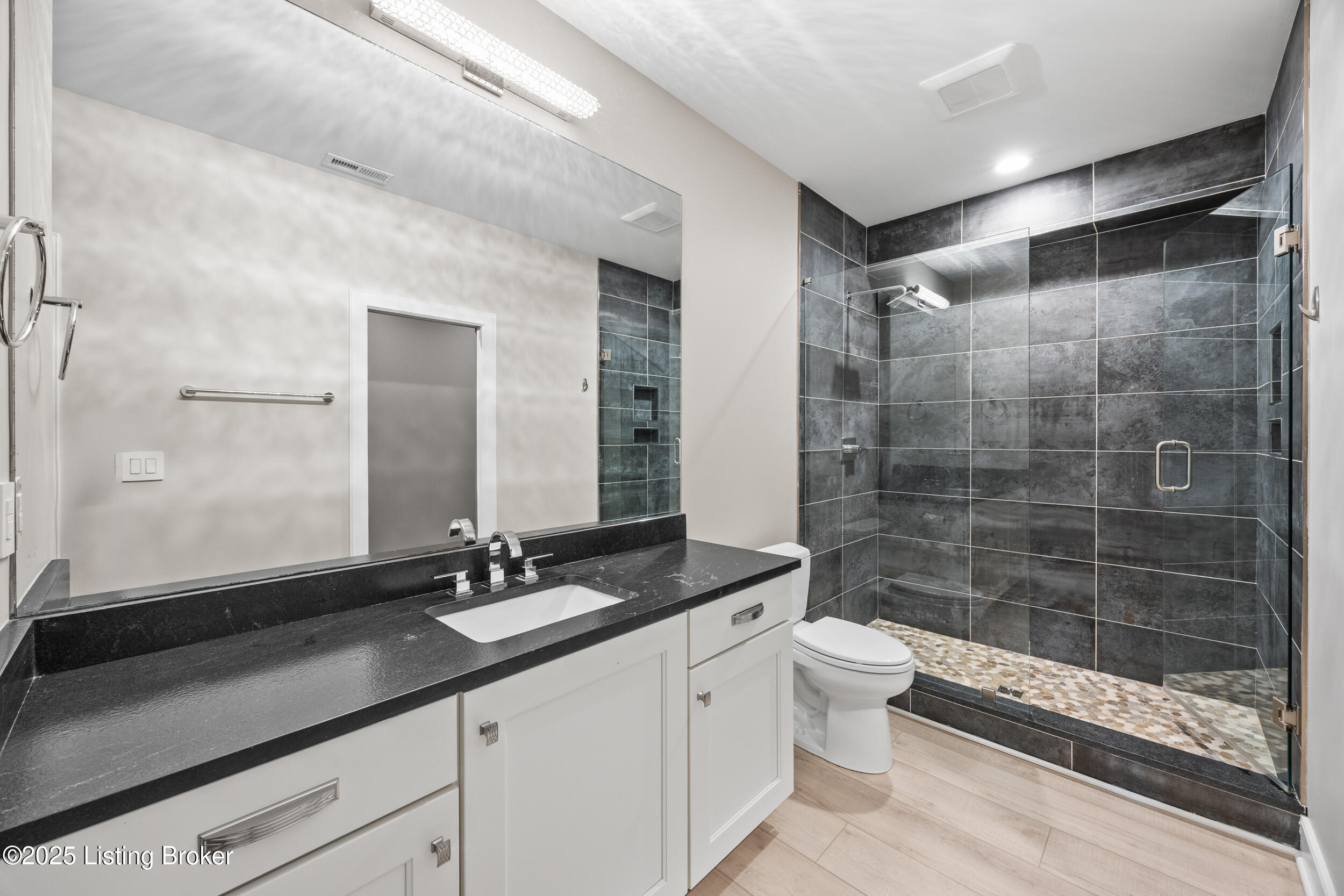 11018 Monkshood Dr, Prospect