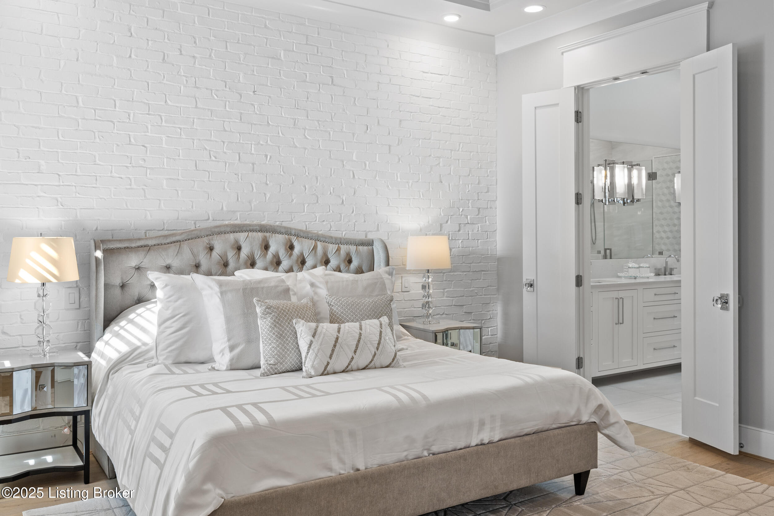 11018 Monkshood Dr, Prospect