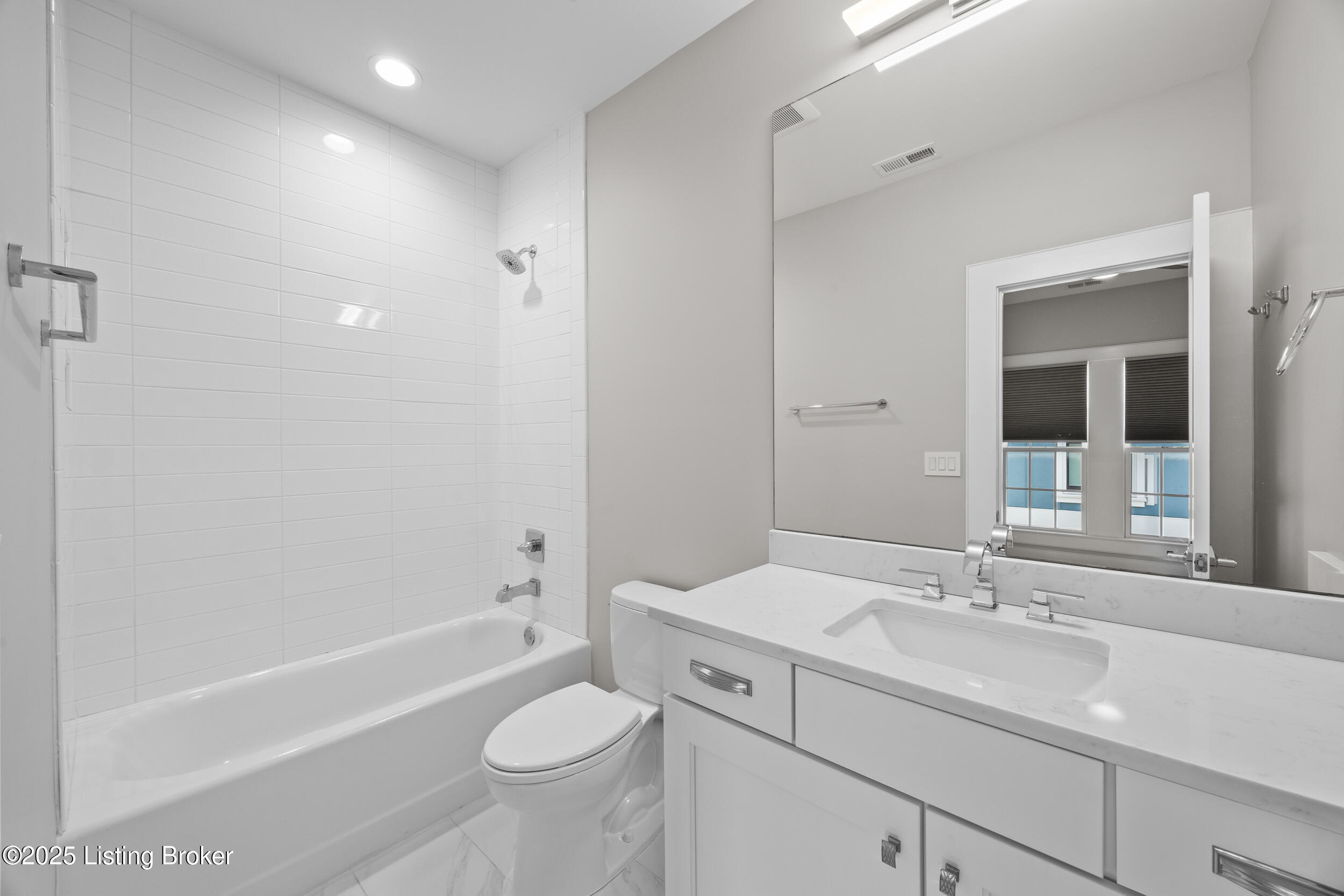 11018 Monkshood Dr, Prospect