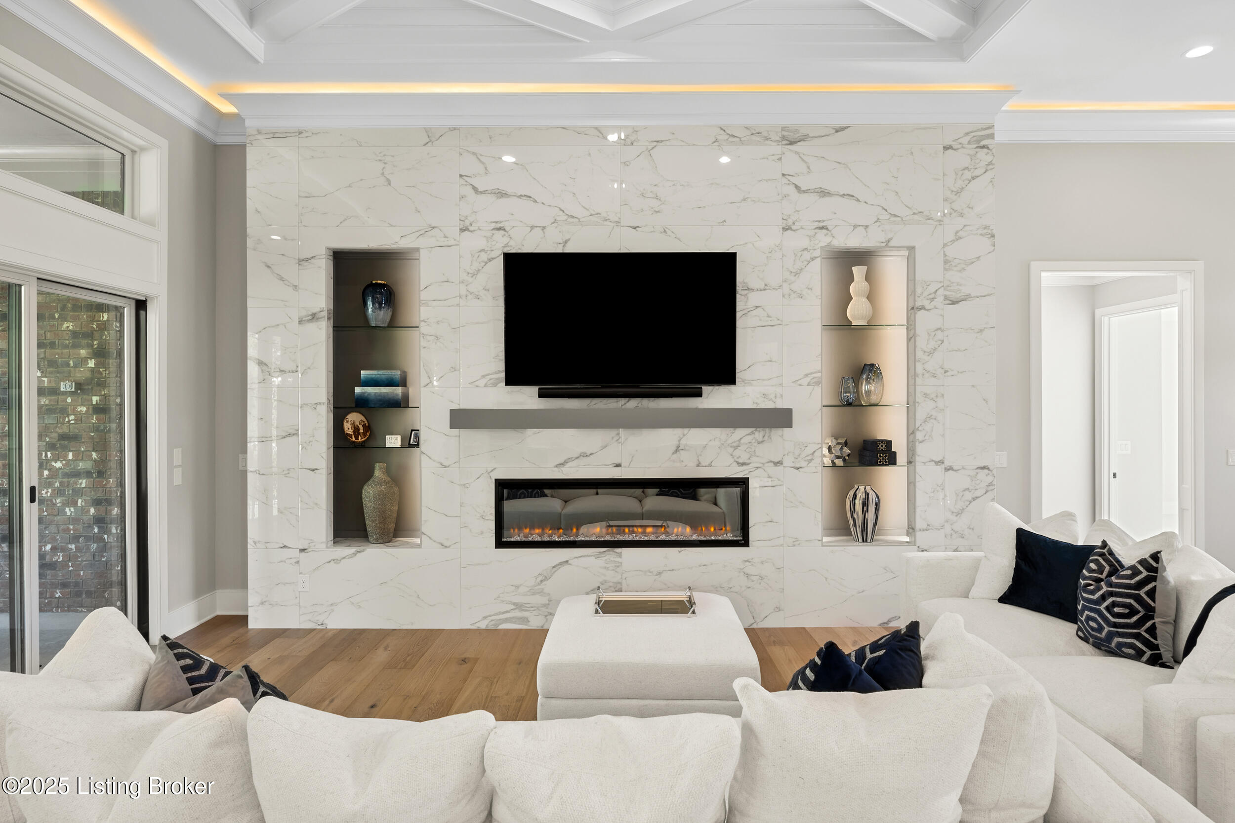 6511 Rosecliff Ct, Prospect