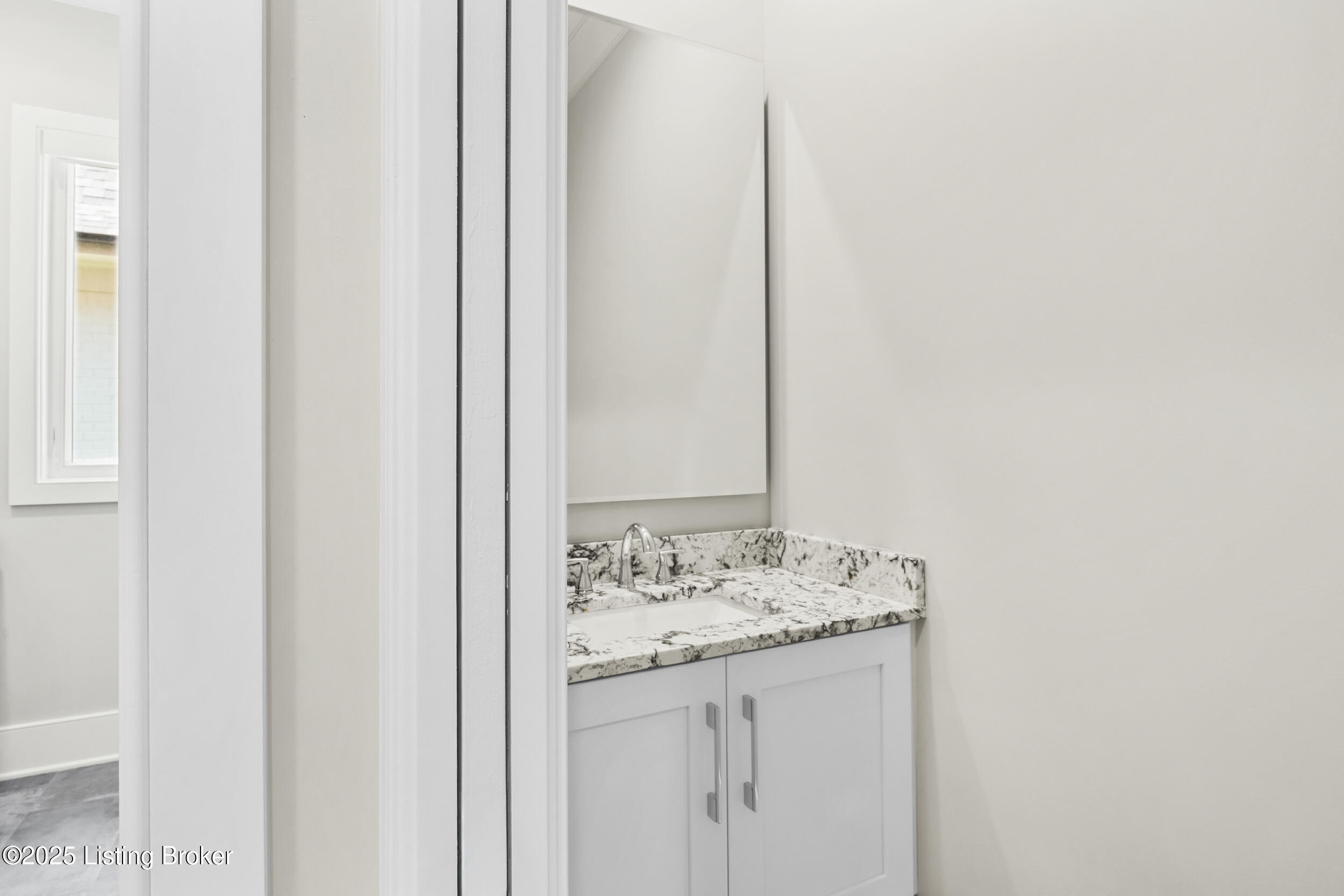 6511 Rosecliff Ct, Prospect