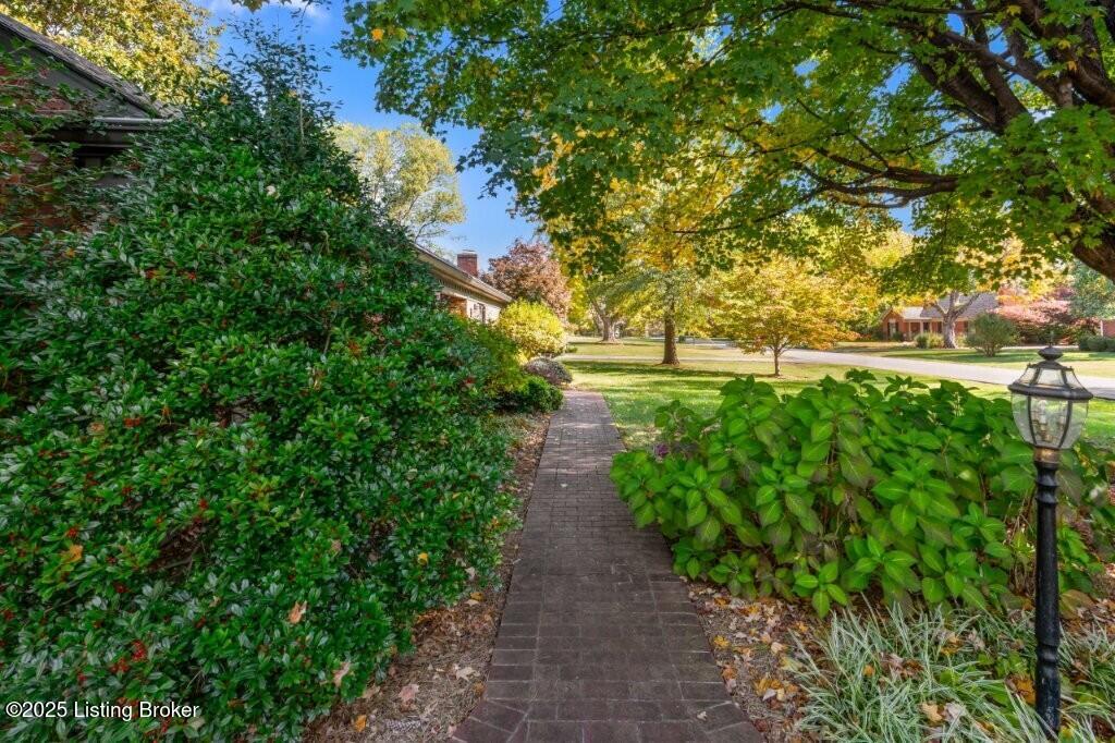 6350 Limewood Cir