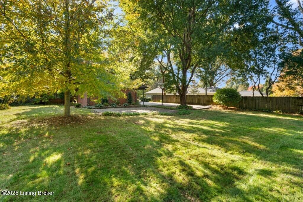 6350 Limewood Cir