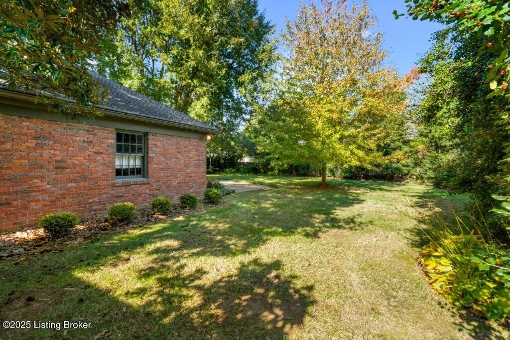 6350 Limewood Cir