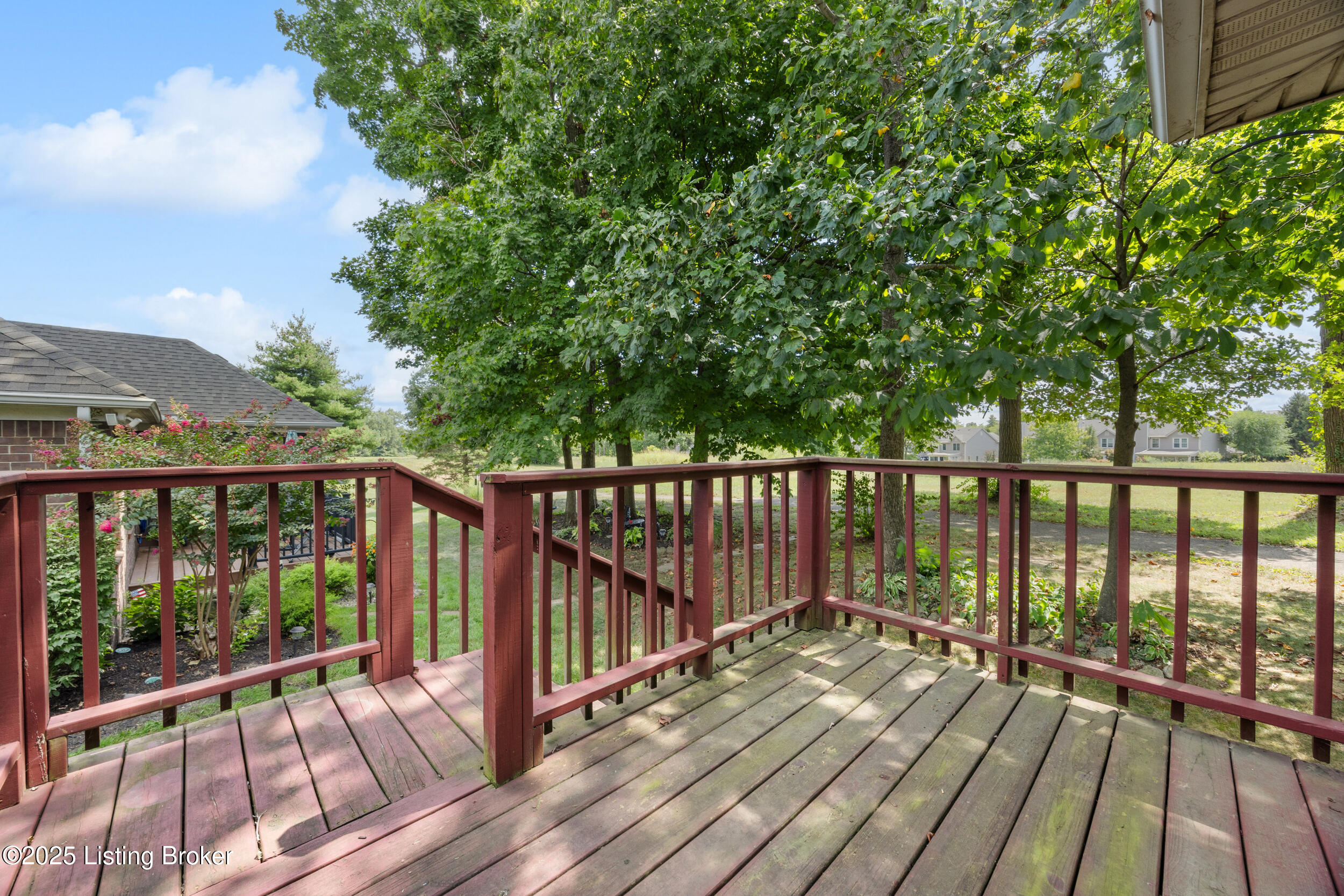 10802 Glenway Pl
