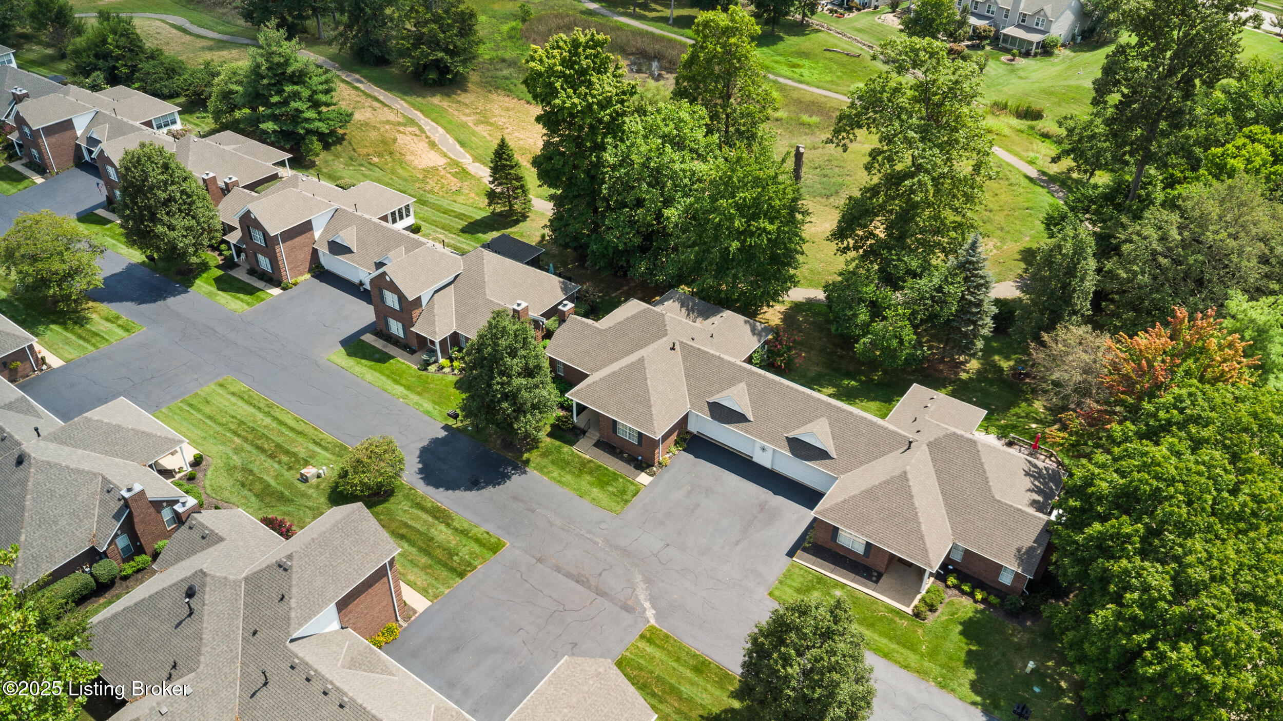 10802 Glenway Pl
