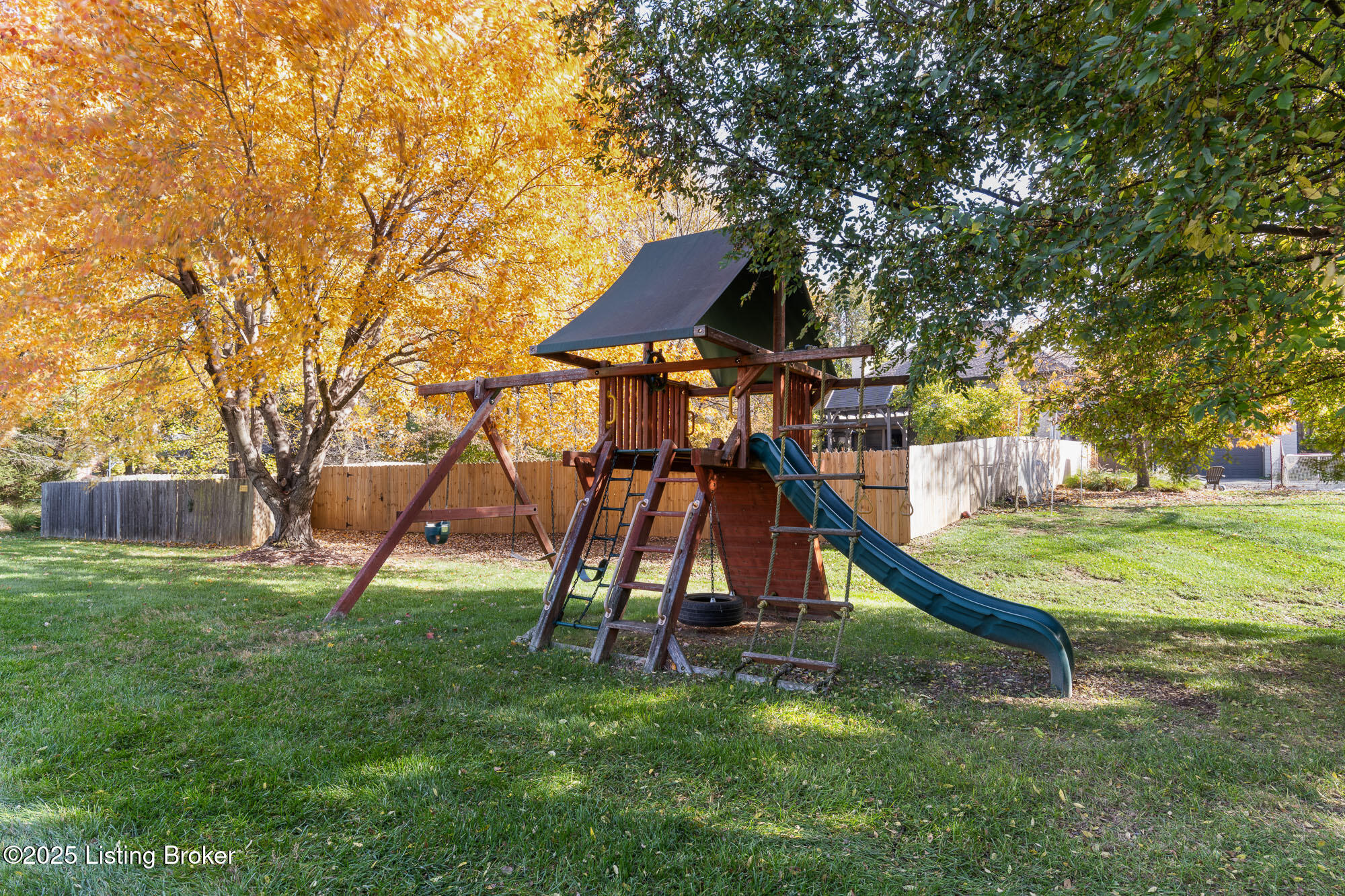 2809 Woods Club Rd