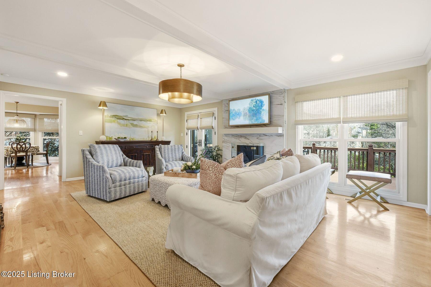 4320 Comanche Trail