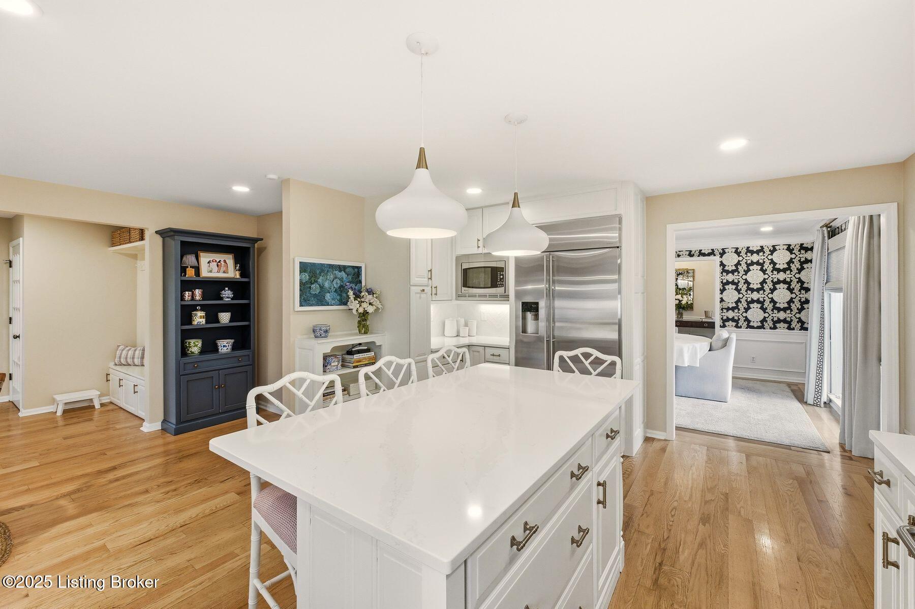 4320 Comanche Trail