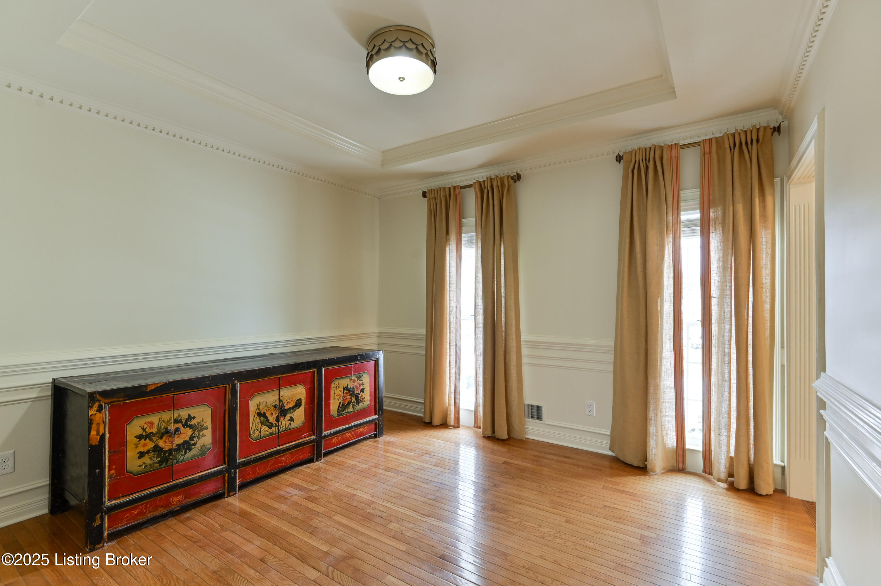 10930 Old Harrods Woods Cir