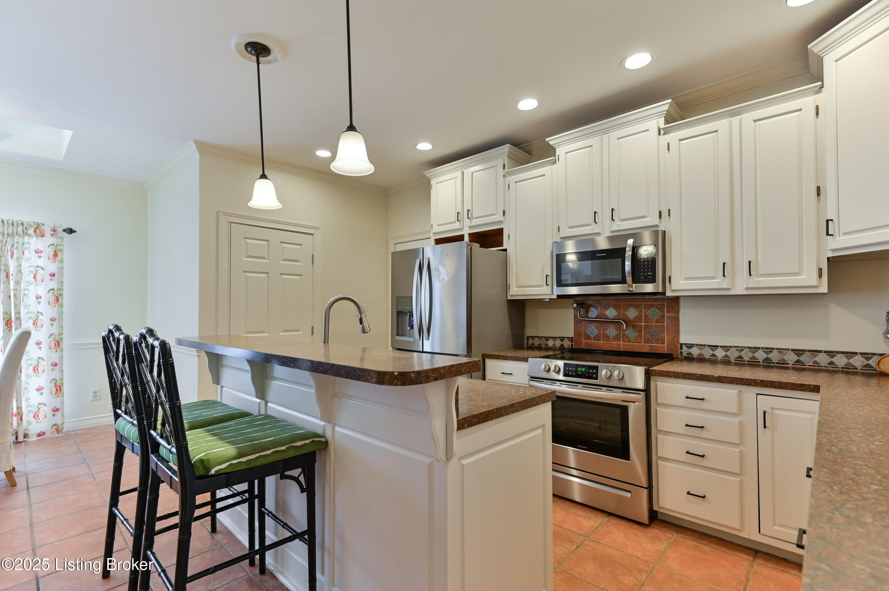10930 Old Harrods Woods Cir