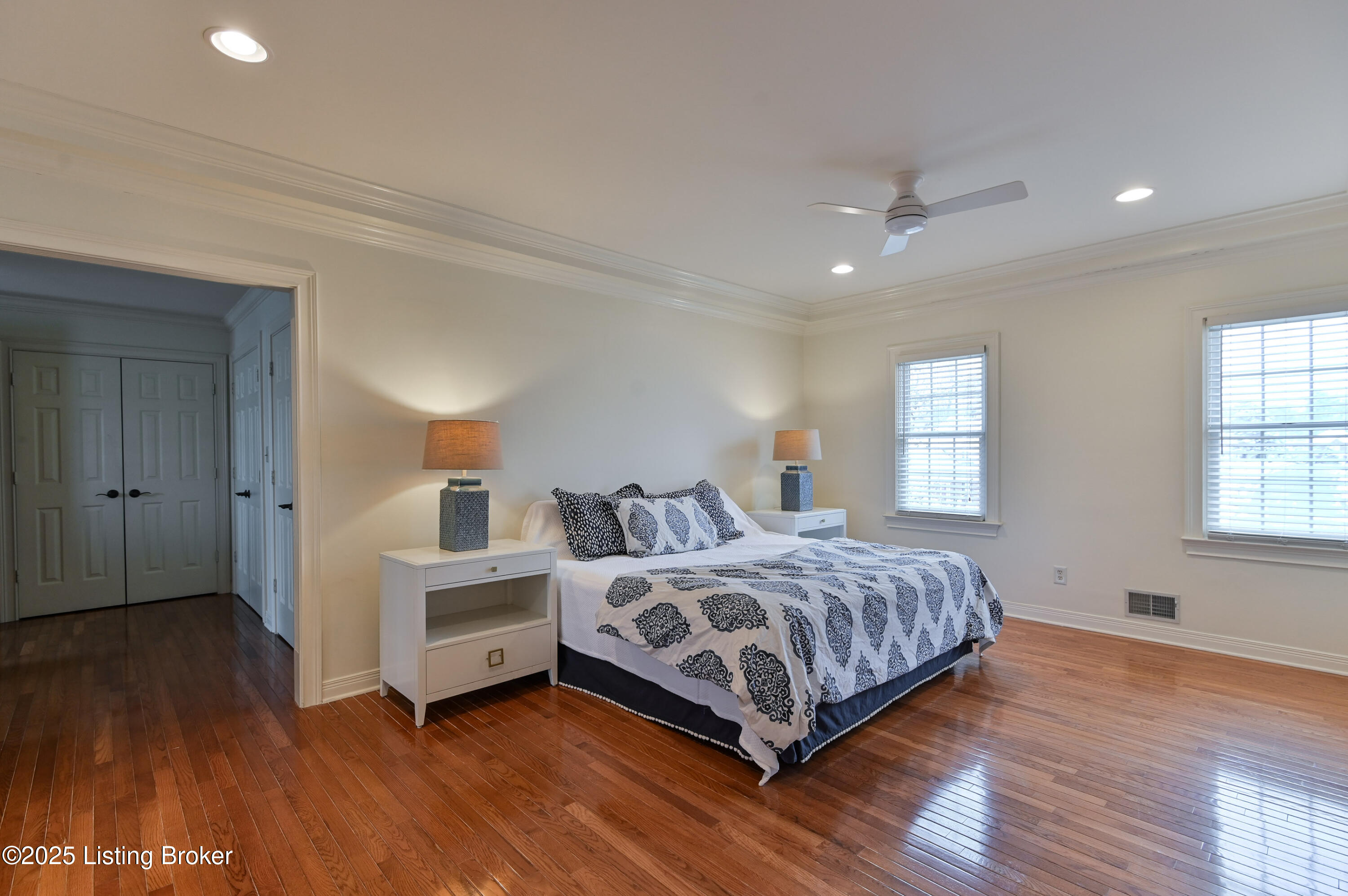 10930 Old Harrods Woods Cir