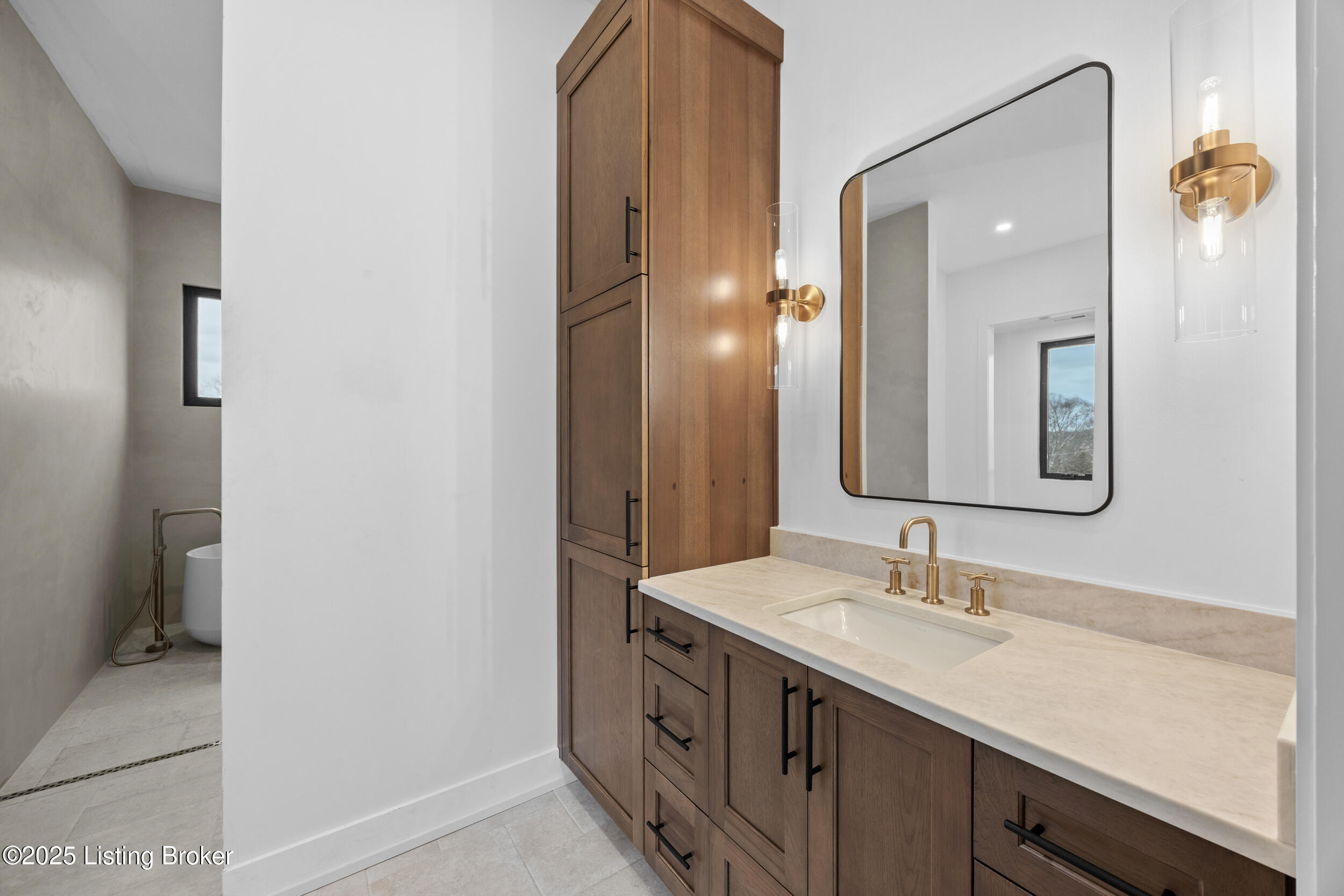 6904 Beachland Bch Rd