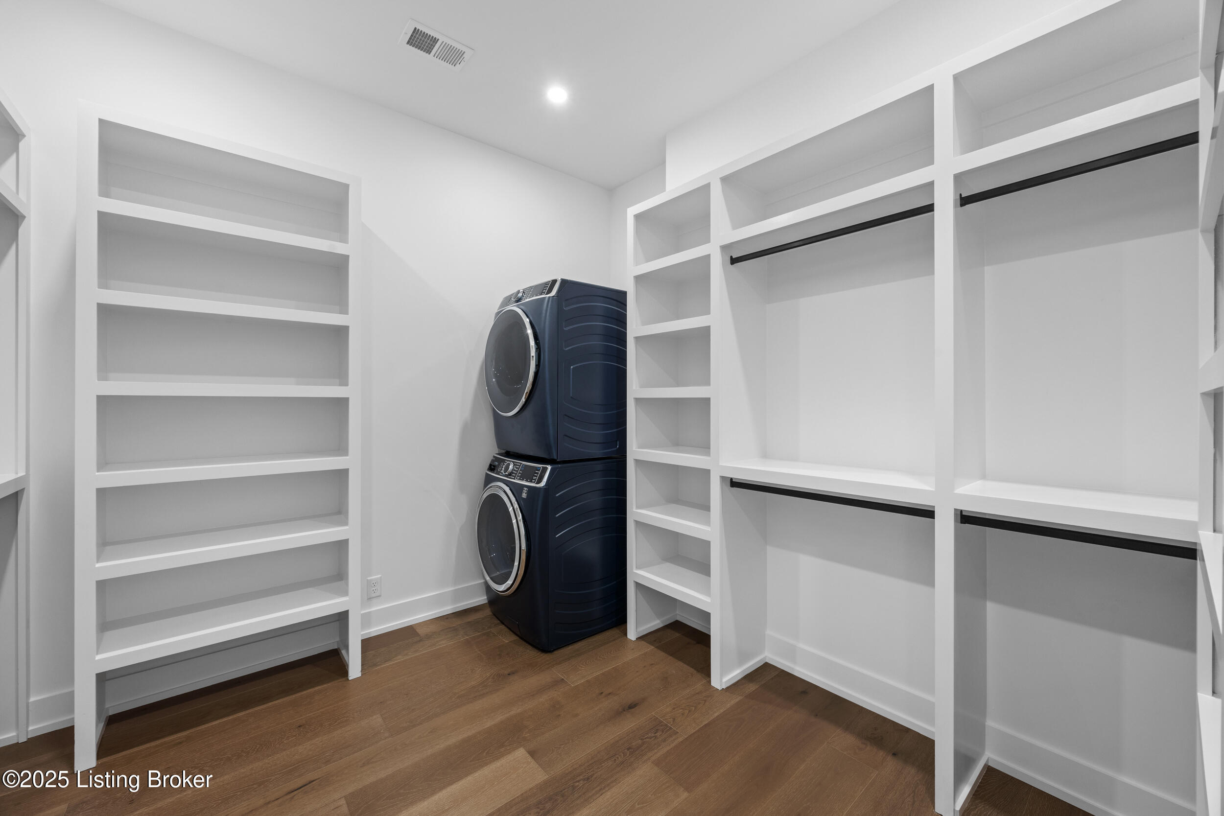 6904 Beachland Bch Rd