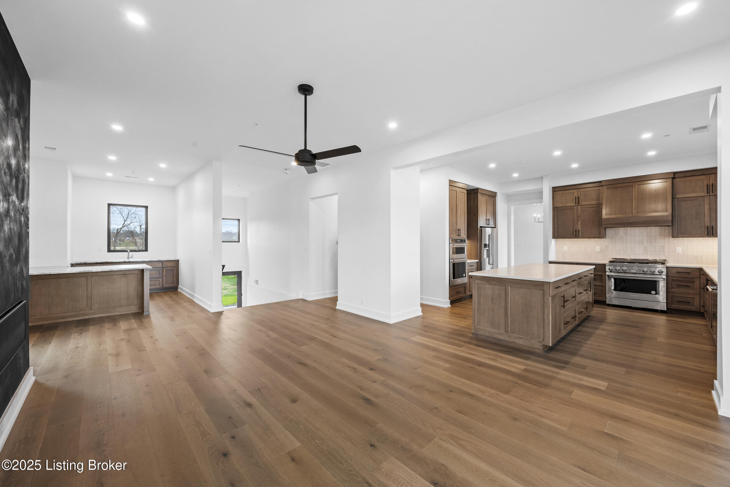 6904 Beachland Bch Rd