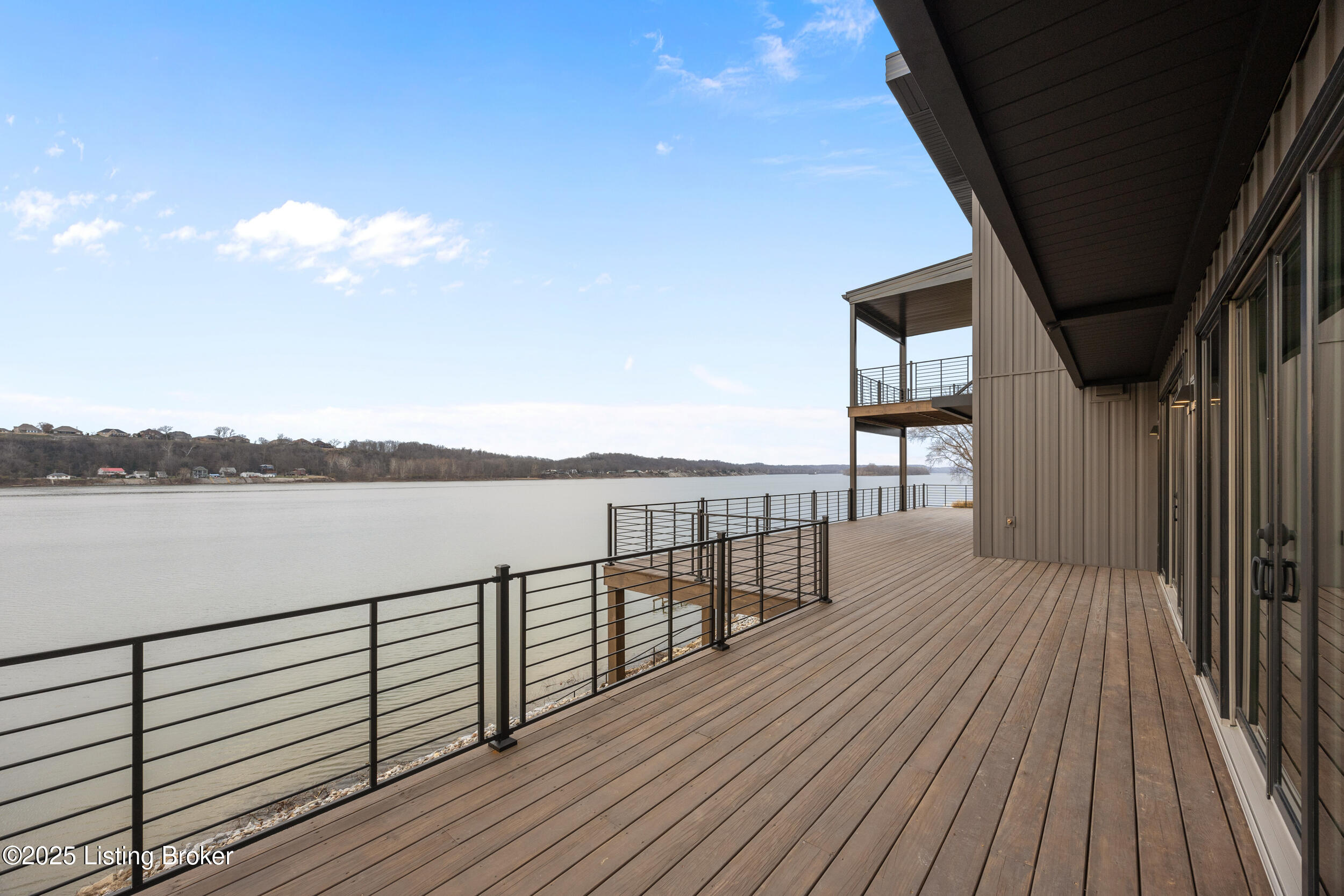 6904 Beachland Bch Rd