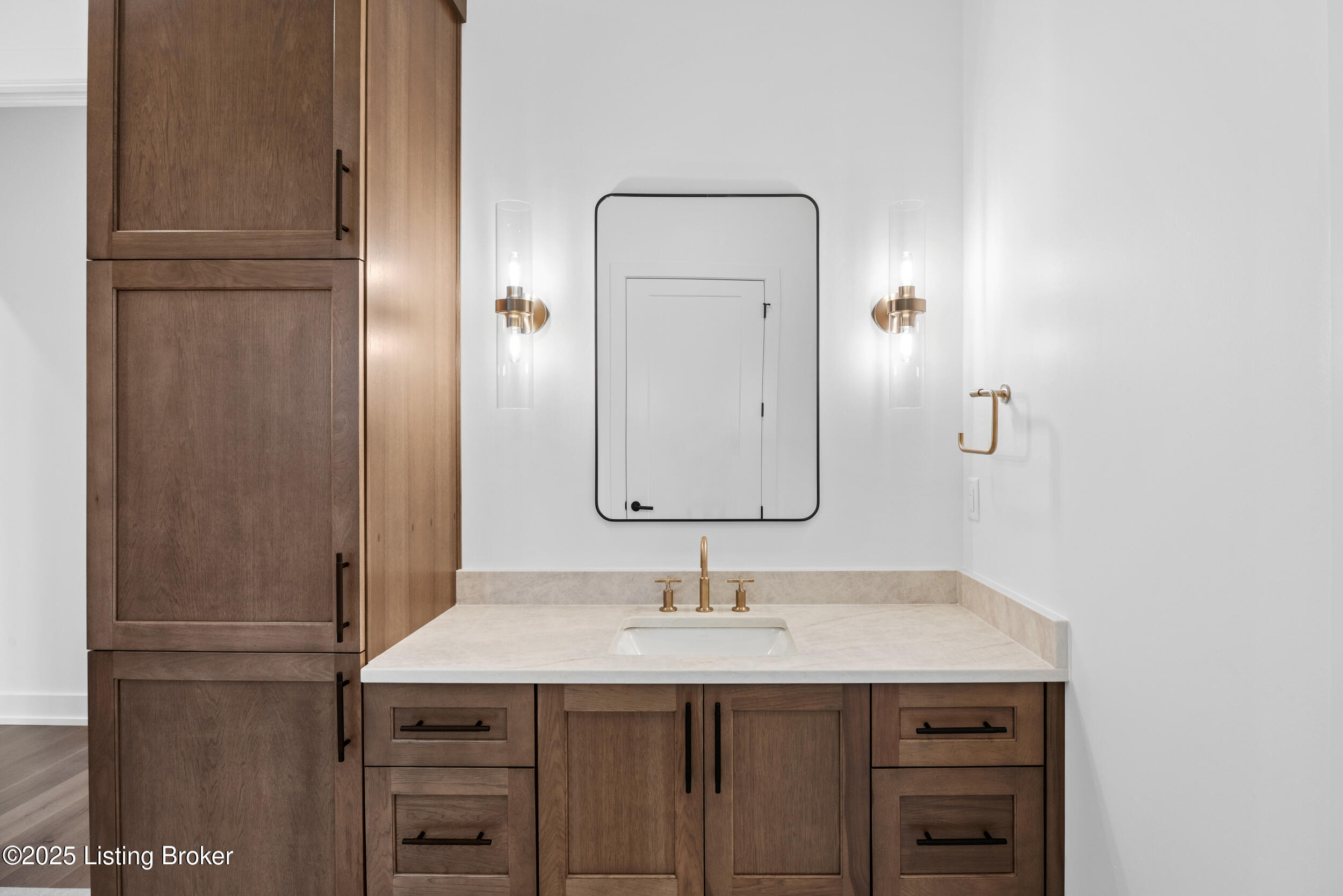 6904 Beachland Bch Rd