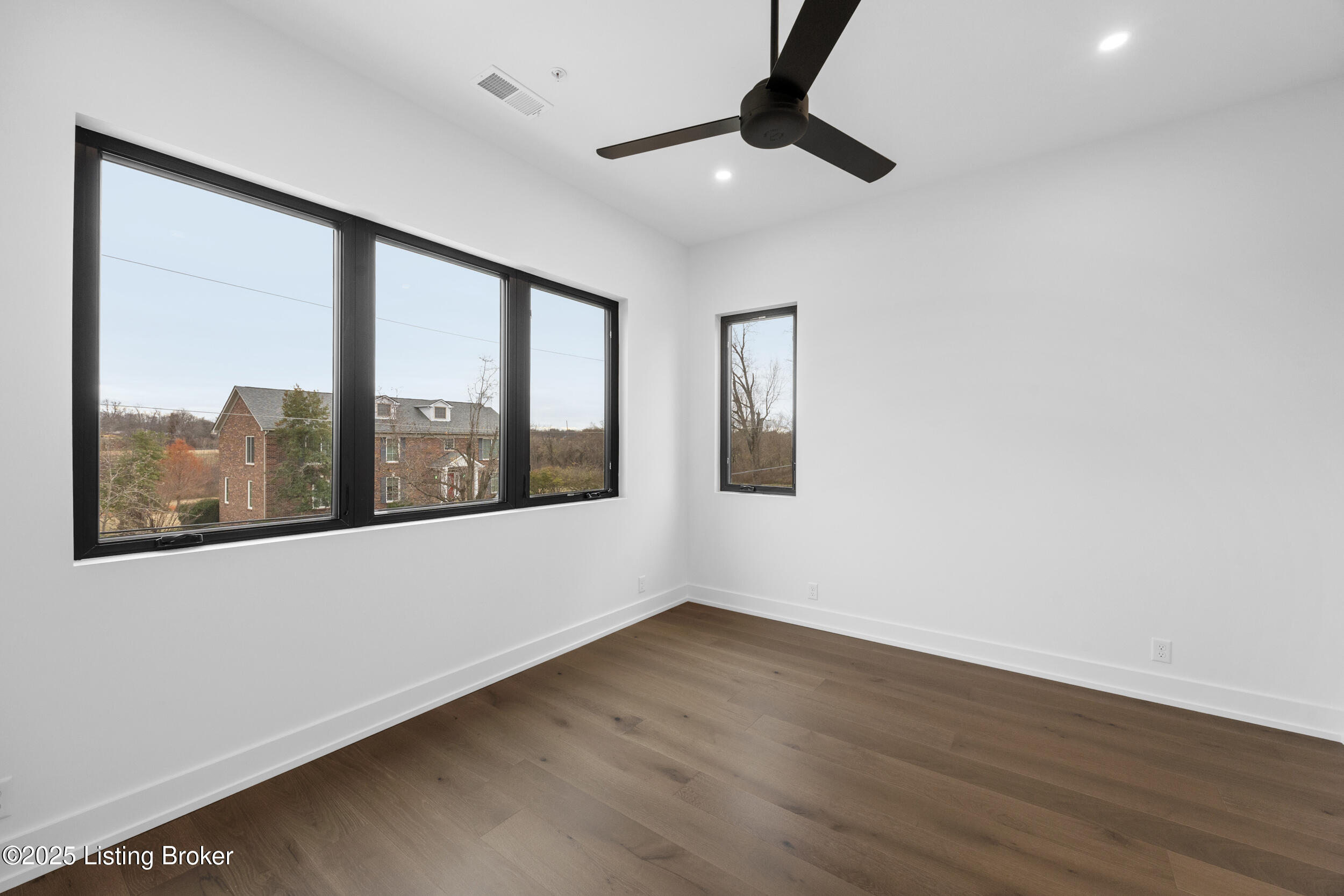 6904 Beachland Bch Rd