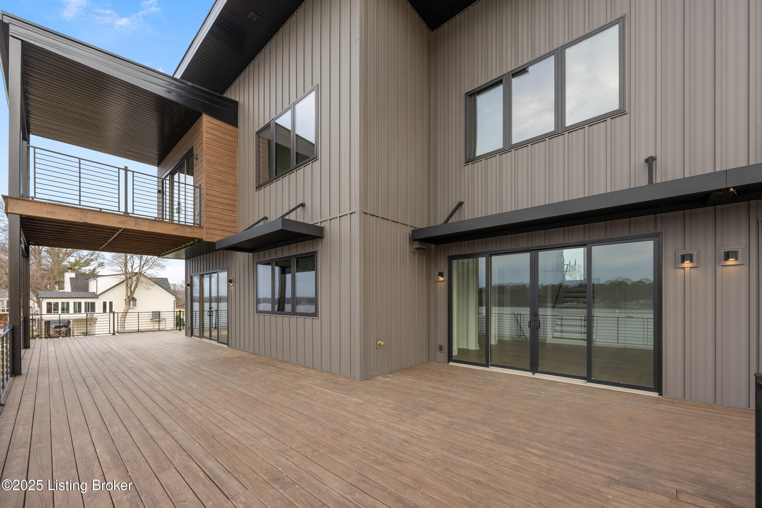 6904 Beachland Bch Rd