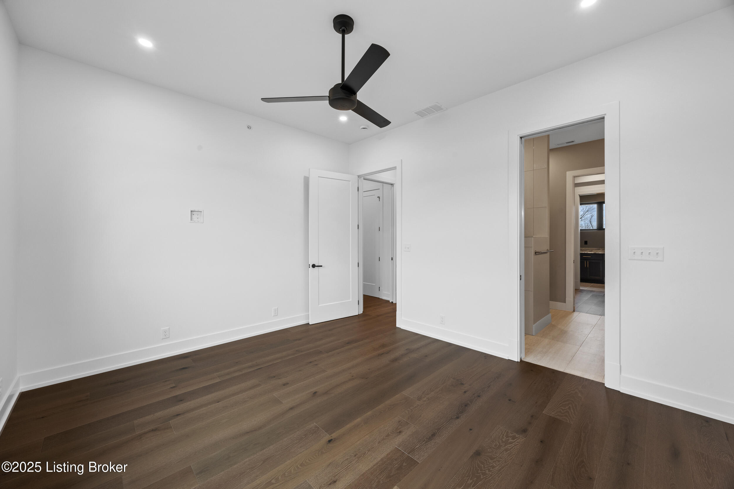 6904 Beachland Bch Rd