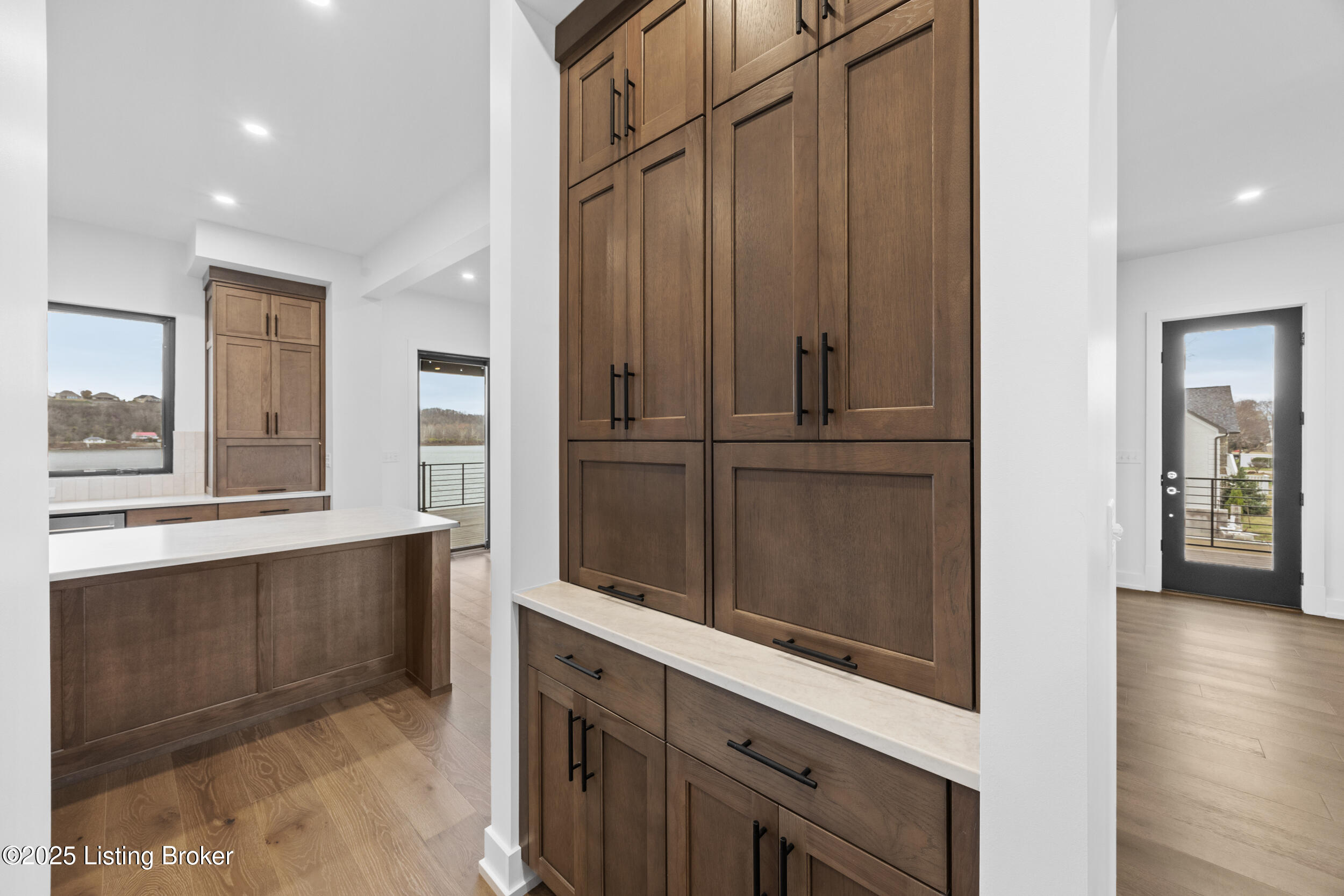 6904 Beachland Bch Rd