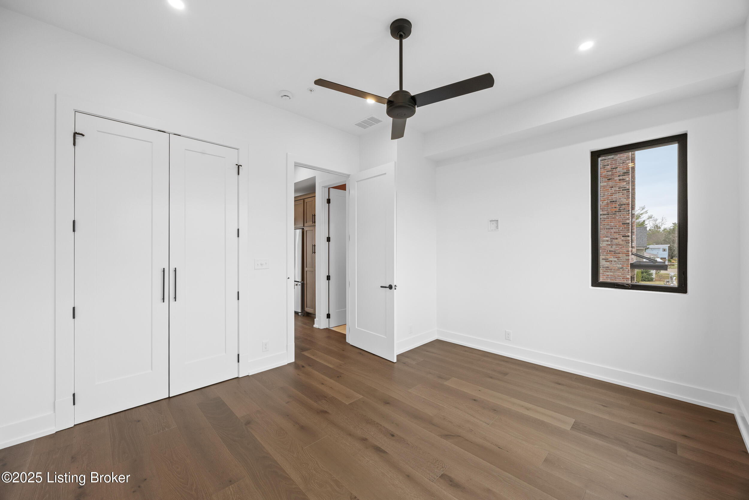 6904 Beachland Bch Rd